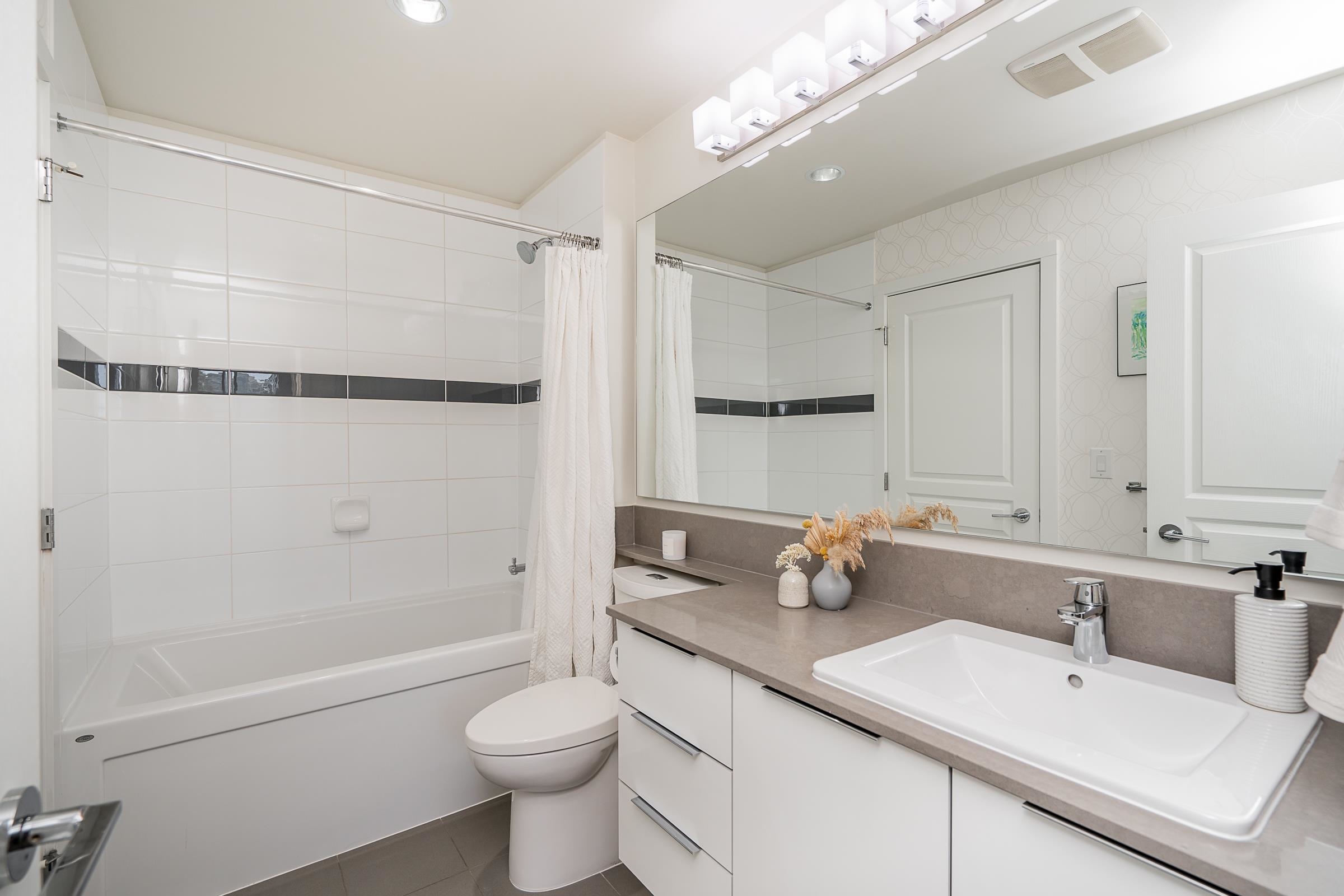 510 1152 WINDSOR MEWS, #510