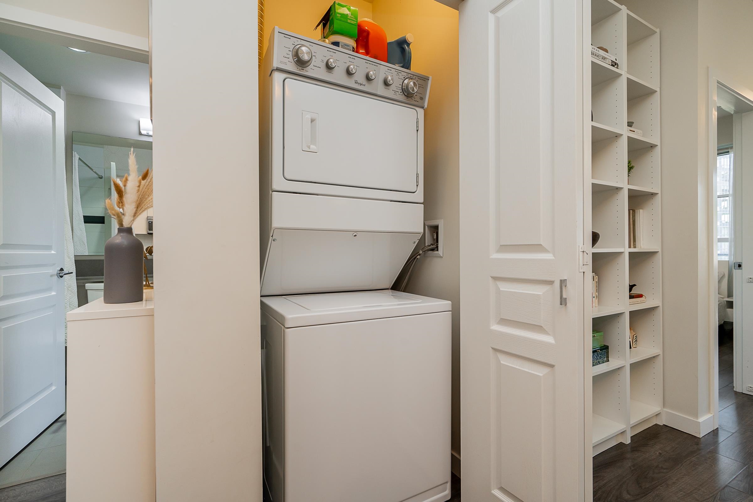 510 1152 WINDSOR MEWS, #510