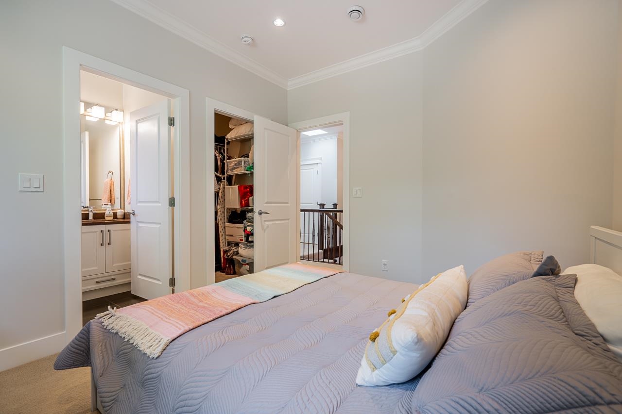 1870 BEAULYNN PLACE