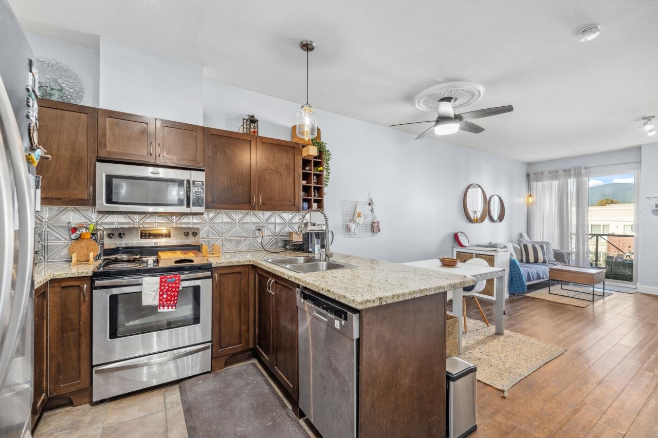 417 2336 WHYTE AVENUE, #417