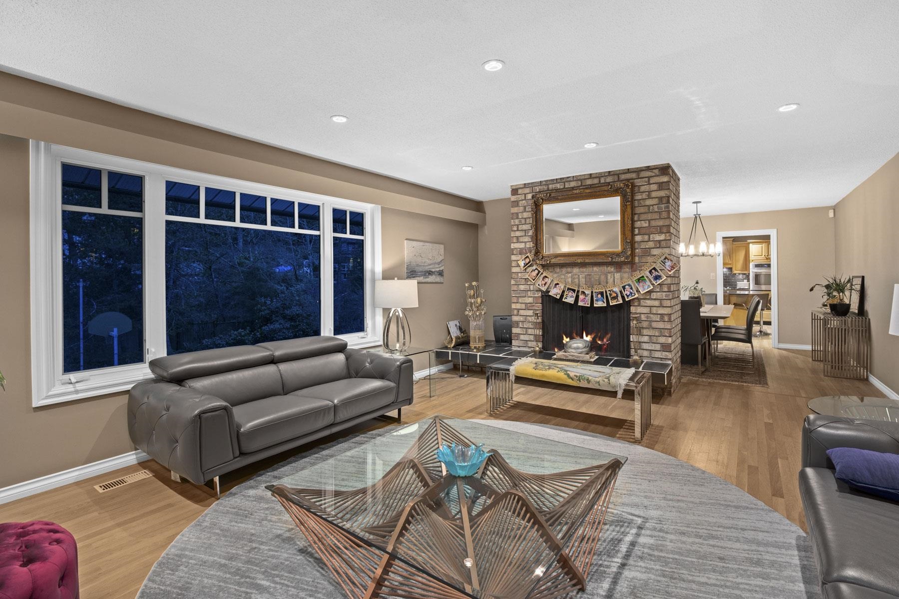 4641 WOODBURN ROAD