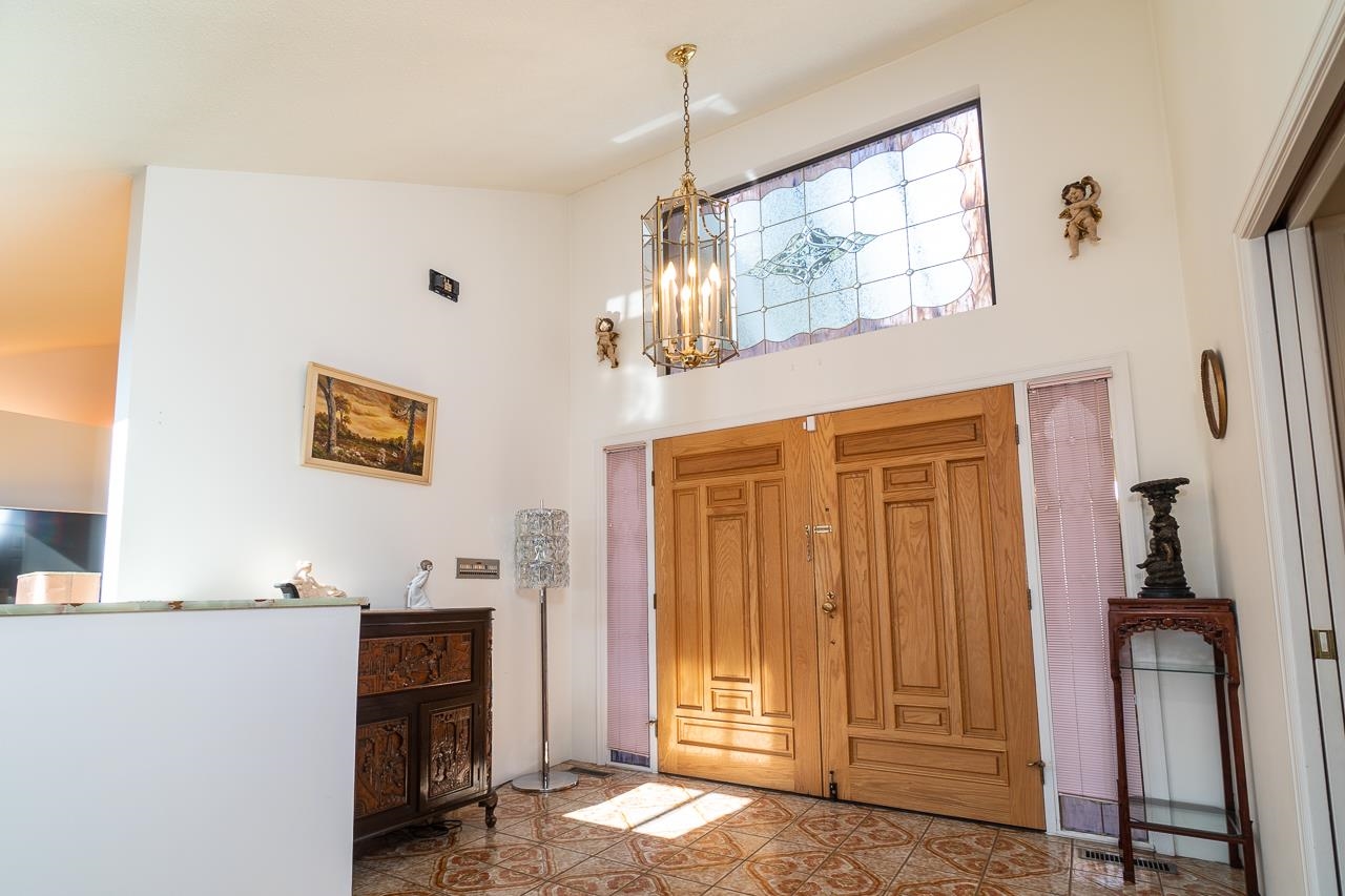 2289 WESTHILL DRIVE