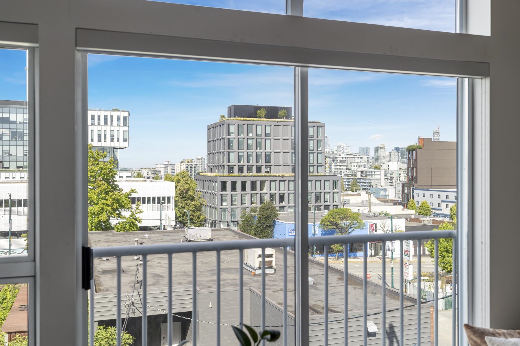 406 228 E 4TH AVENUE, #406