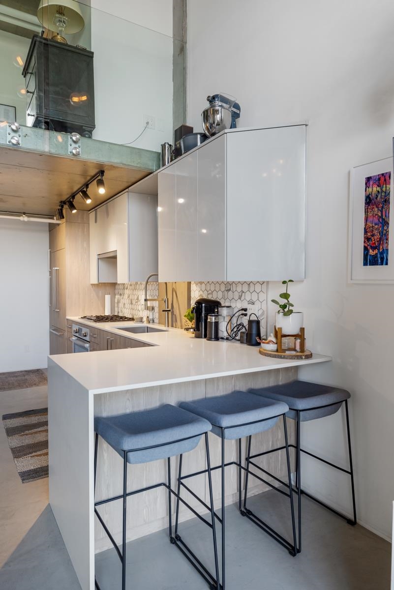 406 228 E 4TH AVENUE, #406