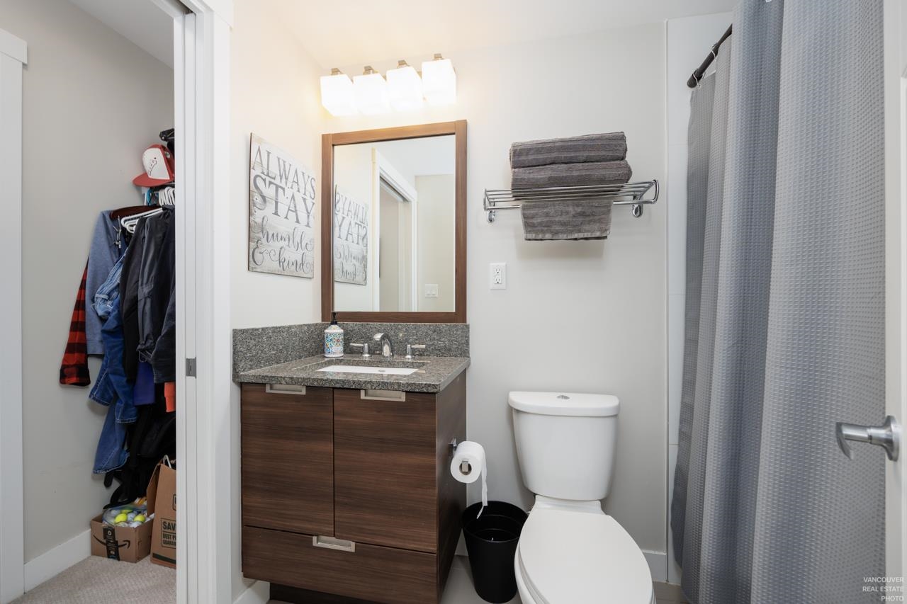 2606 2968 GLEN DRIVE, #2606