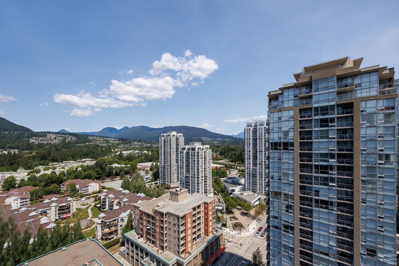 2606 2968 GLEN DRIVE, #2606