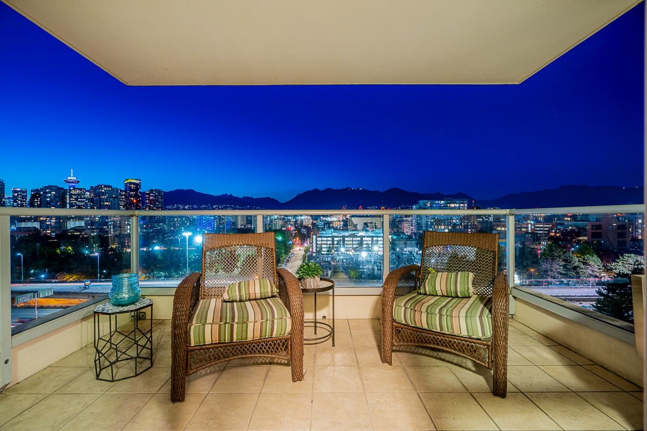 1306 125 MILROSS AVENUE, #1306