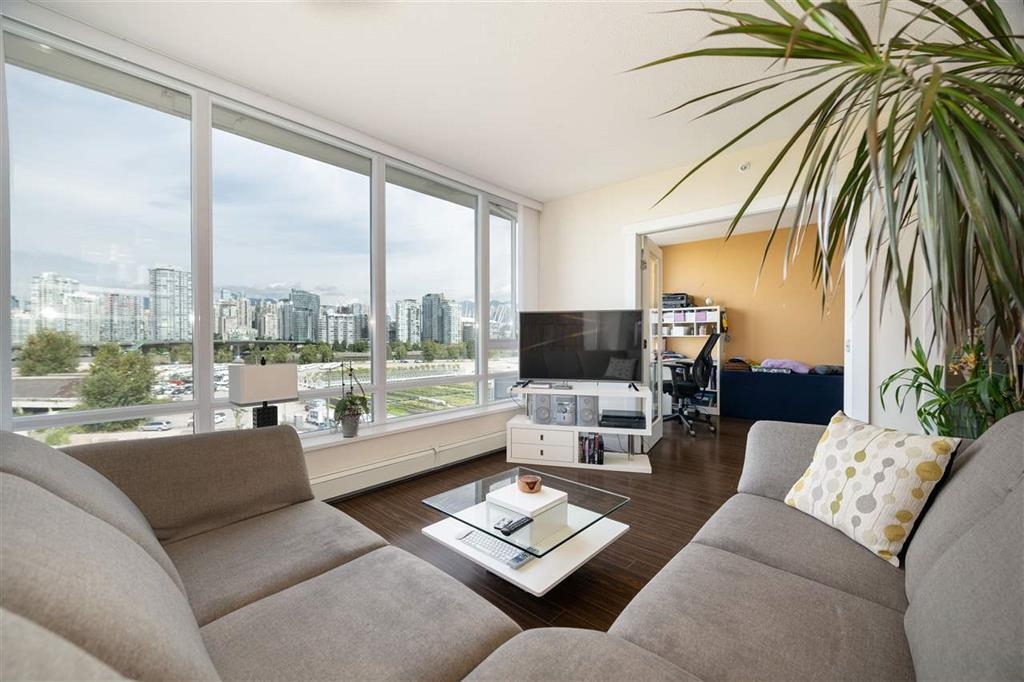 702 1833 CROWE STREET, #702