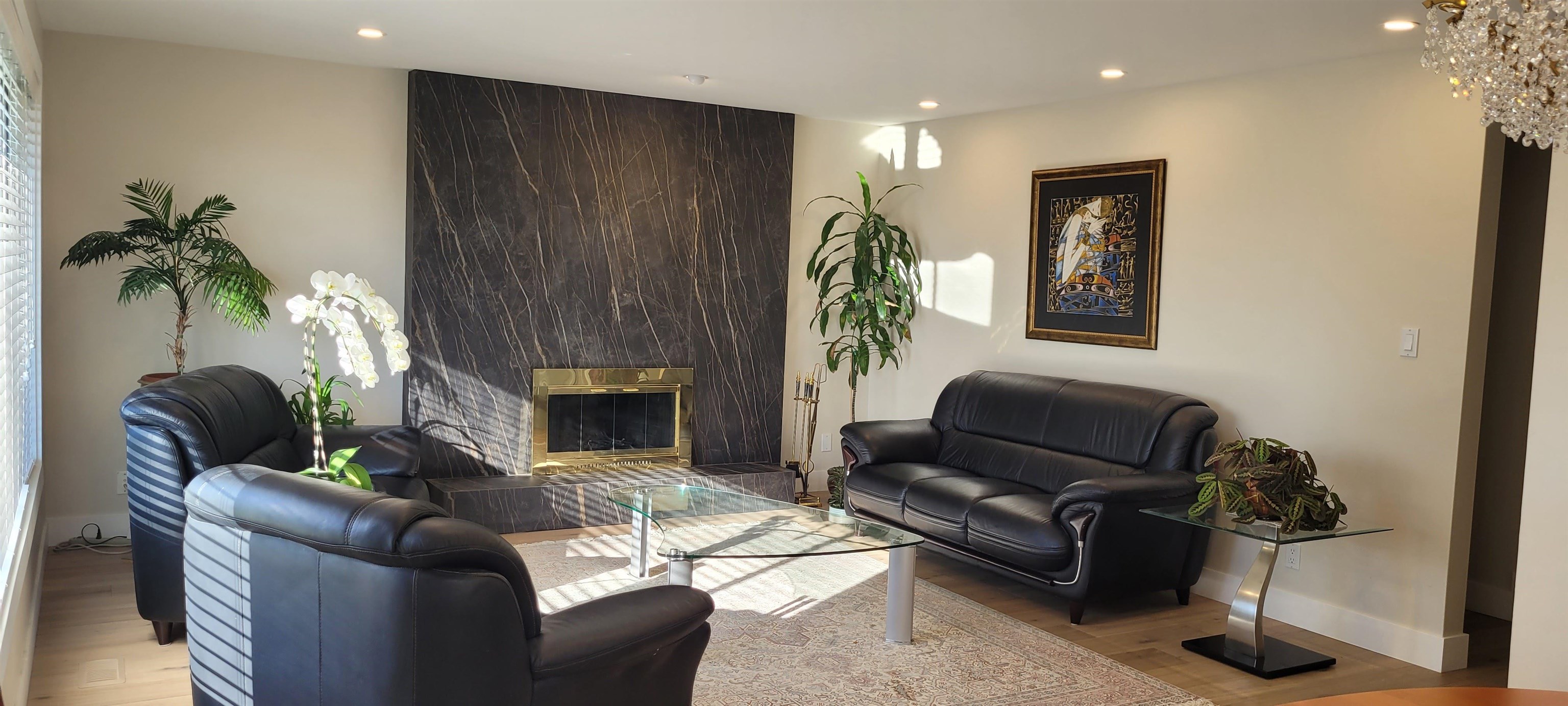 394 VENTURA CRESCENT