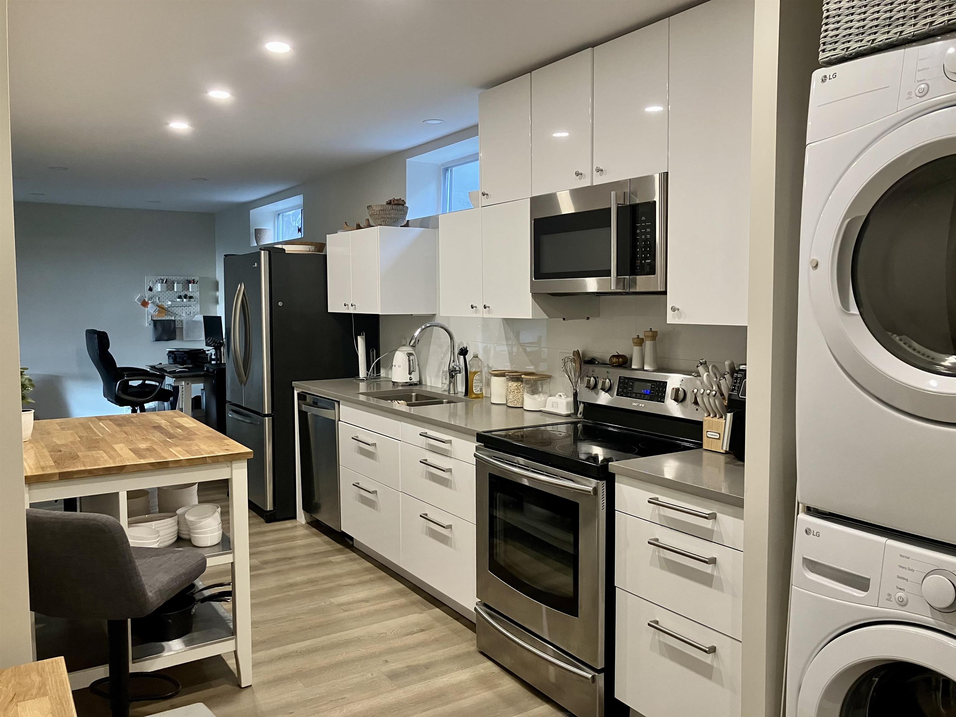 394 VENTURA CRESCENT