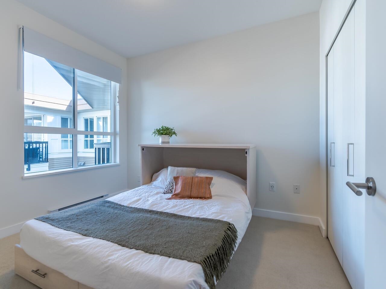 402 611 REGAN AVENUE, #402