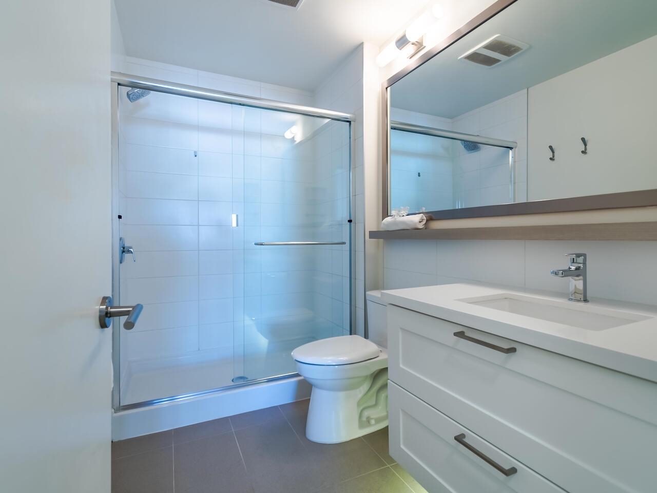 402 611 REGAN AVENUE, #402