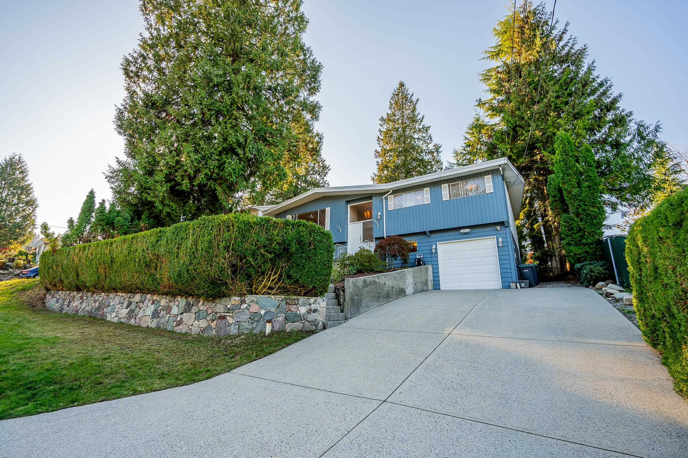 201 CLEARVIEW DRIVE