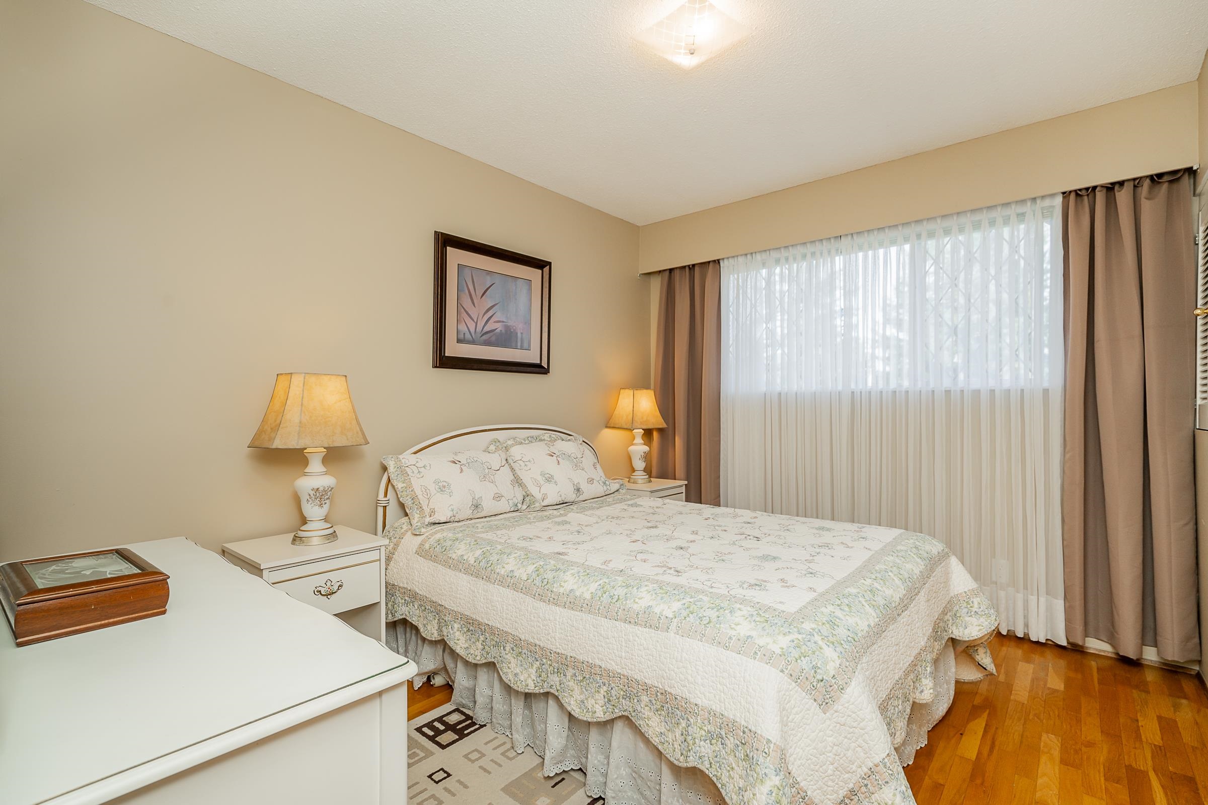 201 CLEARVIEW DRIVE
