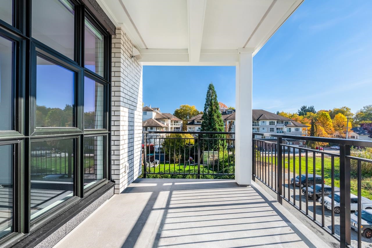 300 2446 SHAUGHNESSY STREET, #300
