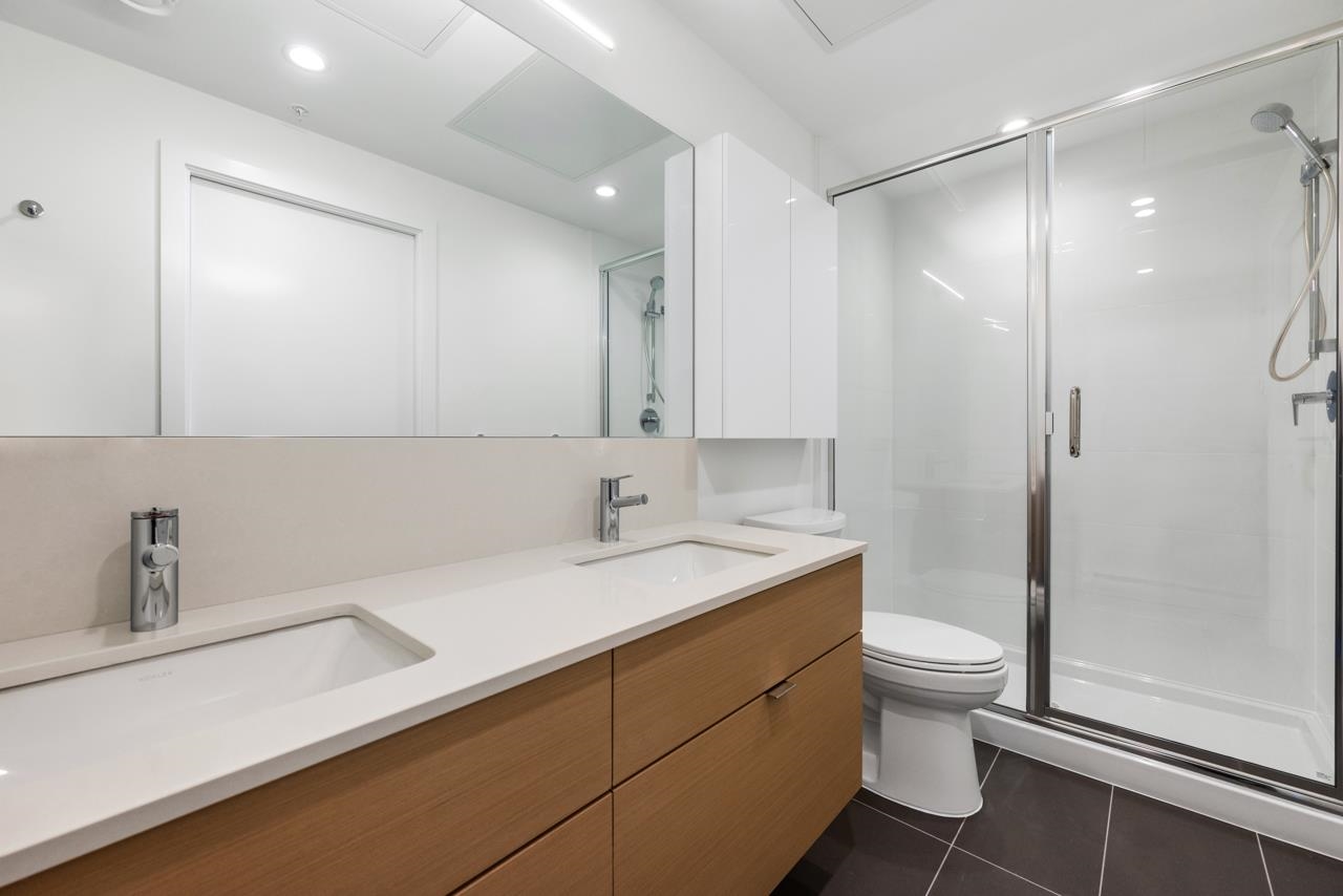 300 2446 SHAUGHNESSY STREET, #300
