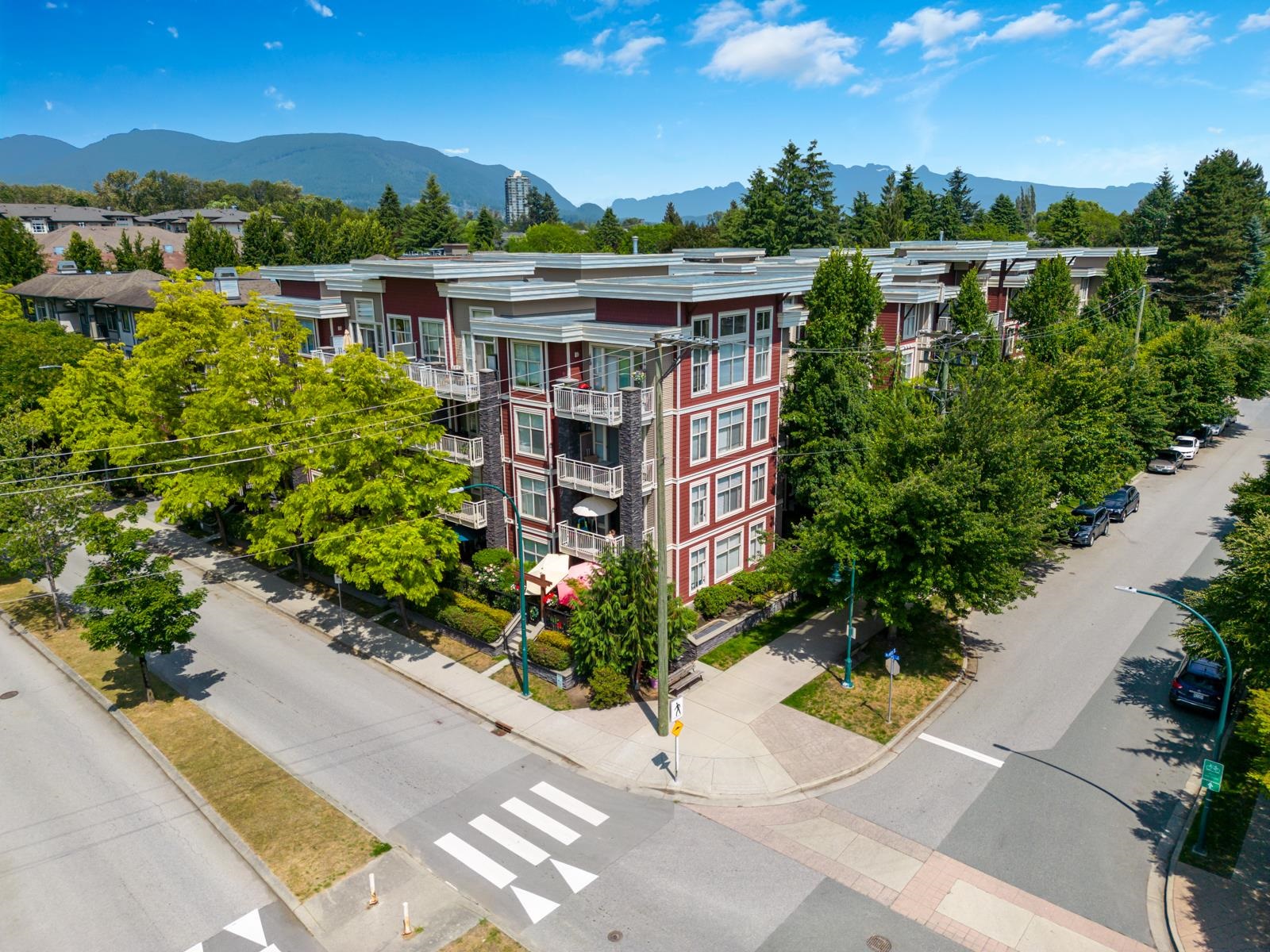 219 2477 KELLY AVENUE, #219
