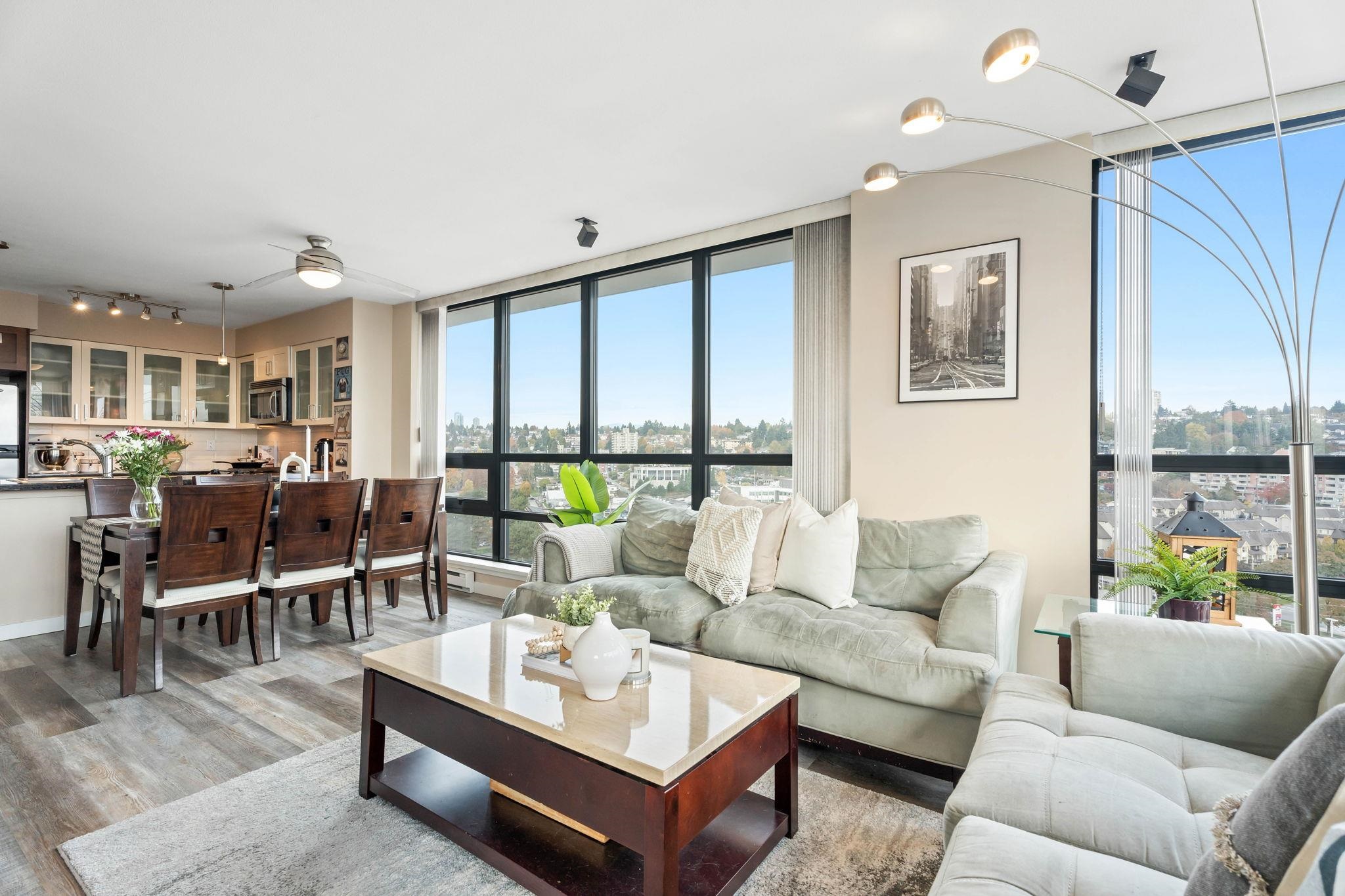 1401 1 RENAISSANCE SQUARE, #1401
