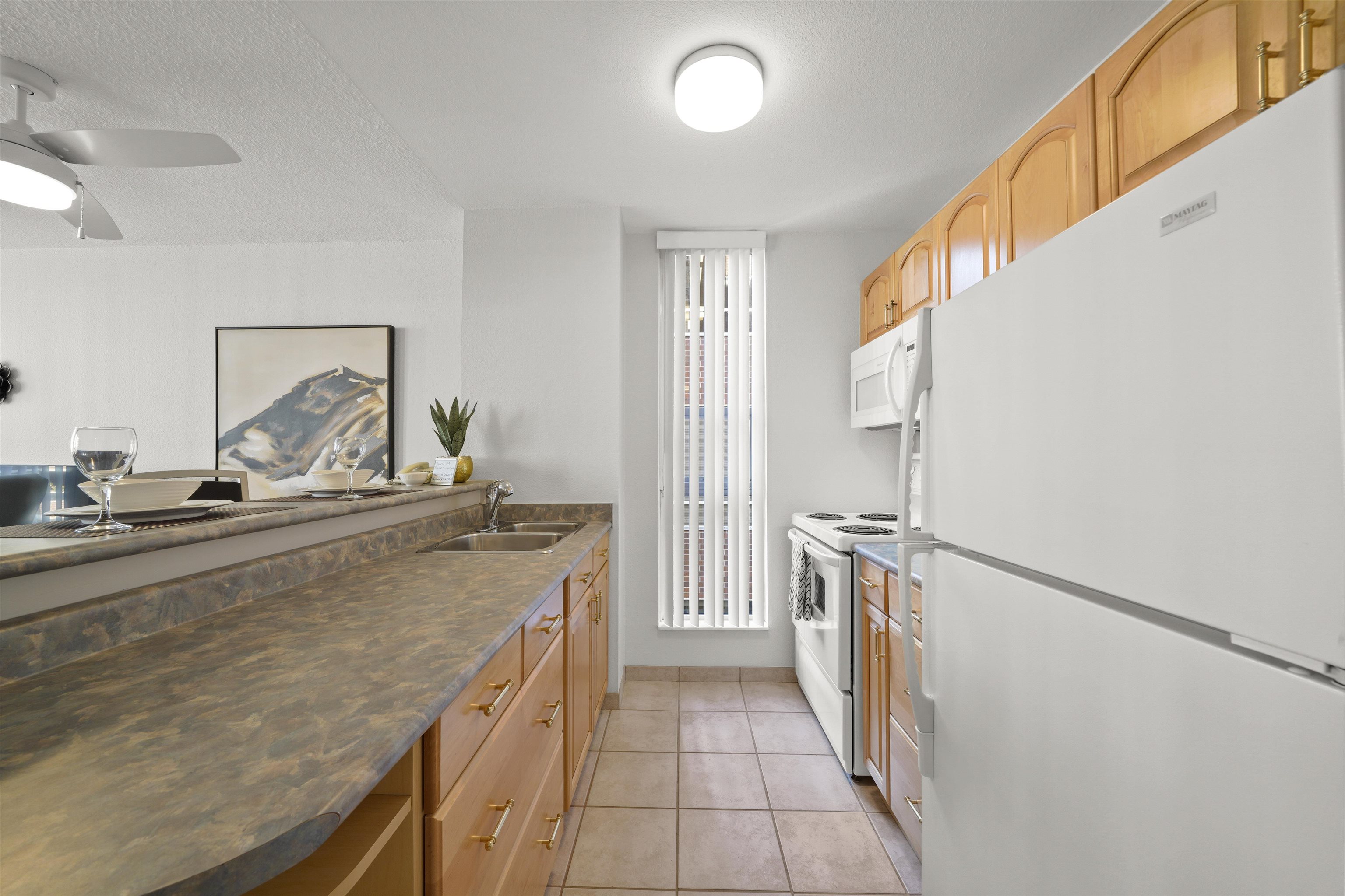 512 1333 HORNBY STREET, #512