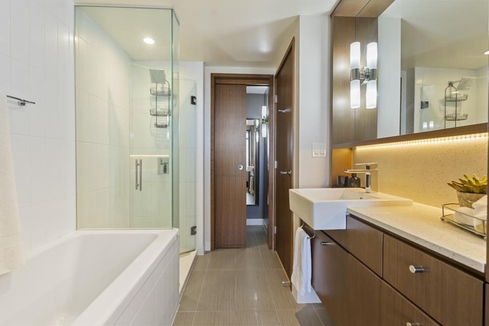 2601 13495 CENTRAL AVENUE, #2601