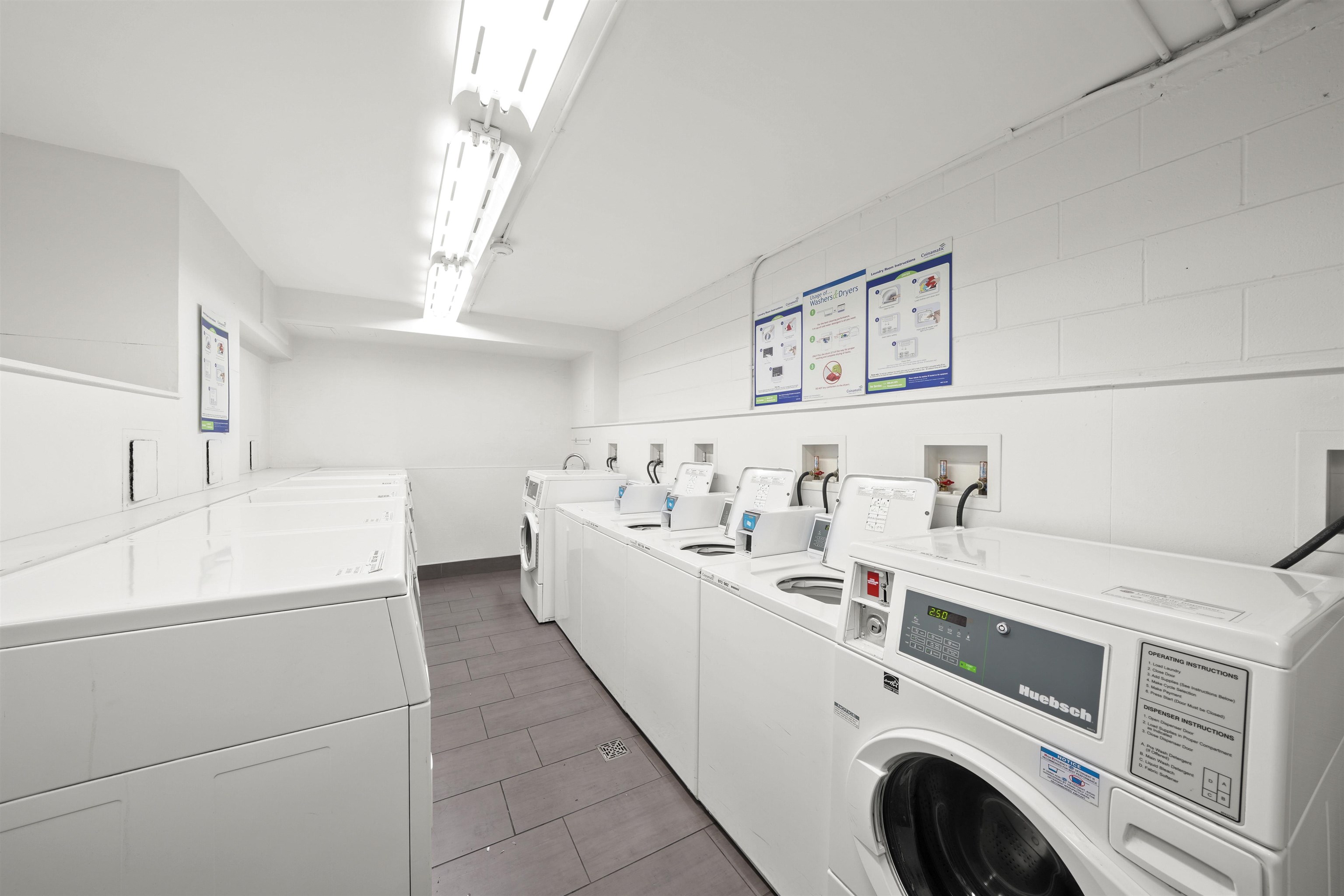 303 1333 HORNBY STREET, #303