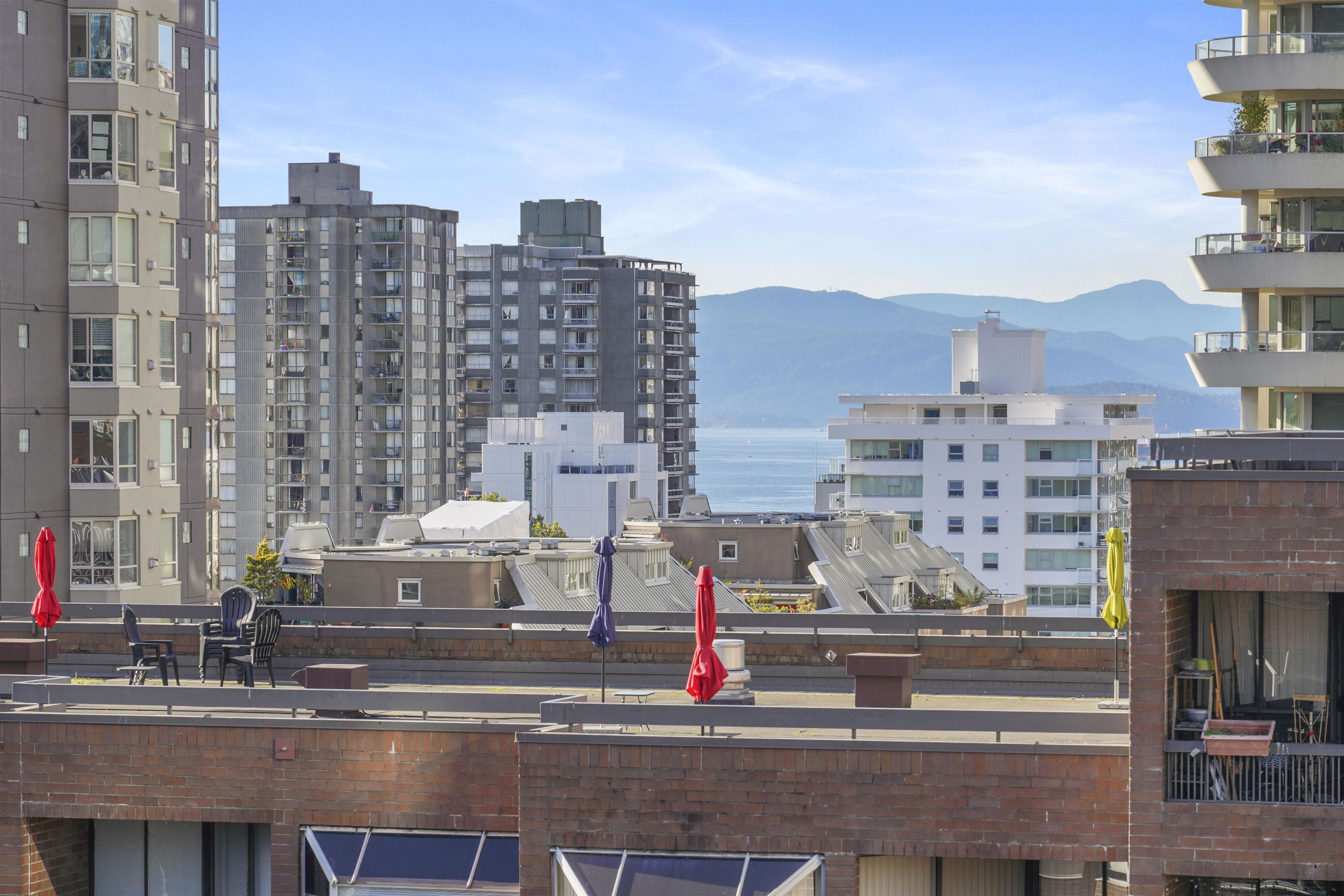 303 1333 HORNBY STREET, #303