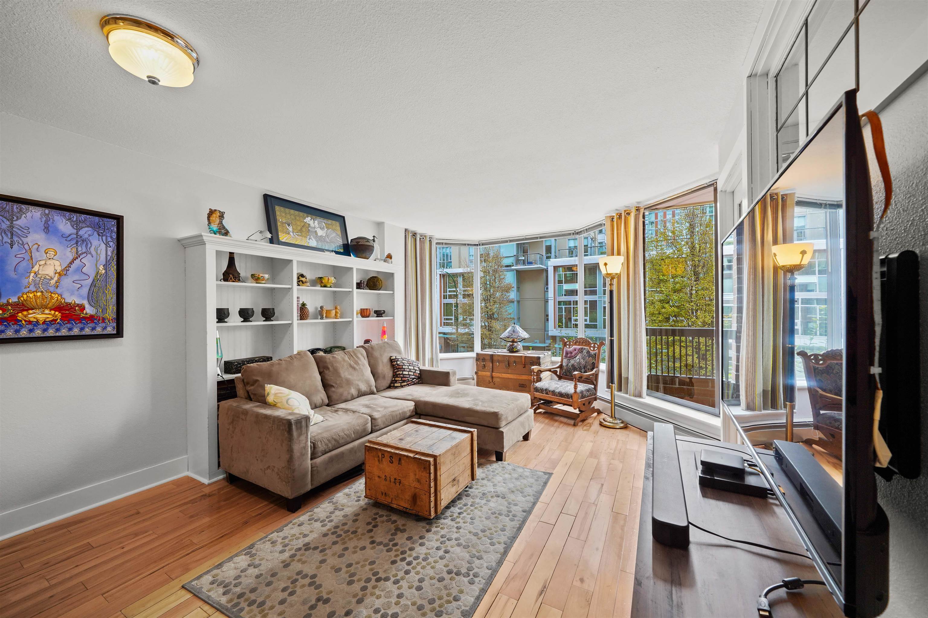 303 1333 HORNBY STREET, #303
