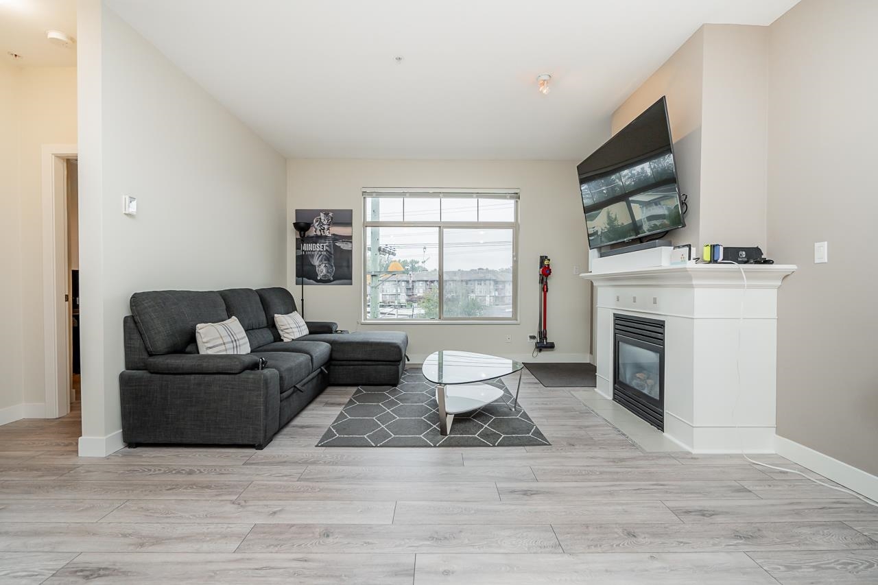 415 2330 WILSON AVENUE, #415