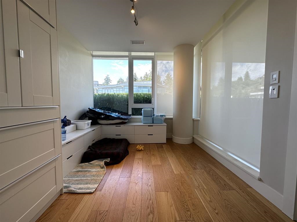 603 866 ARTHUR ERICKSON PLACE, #603