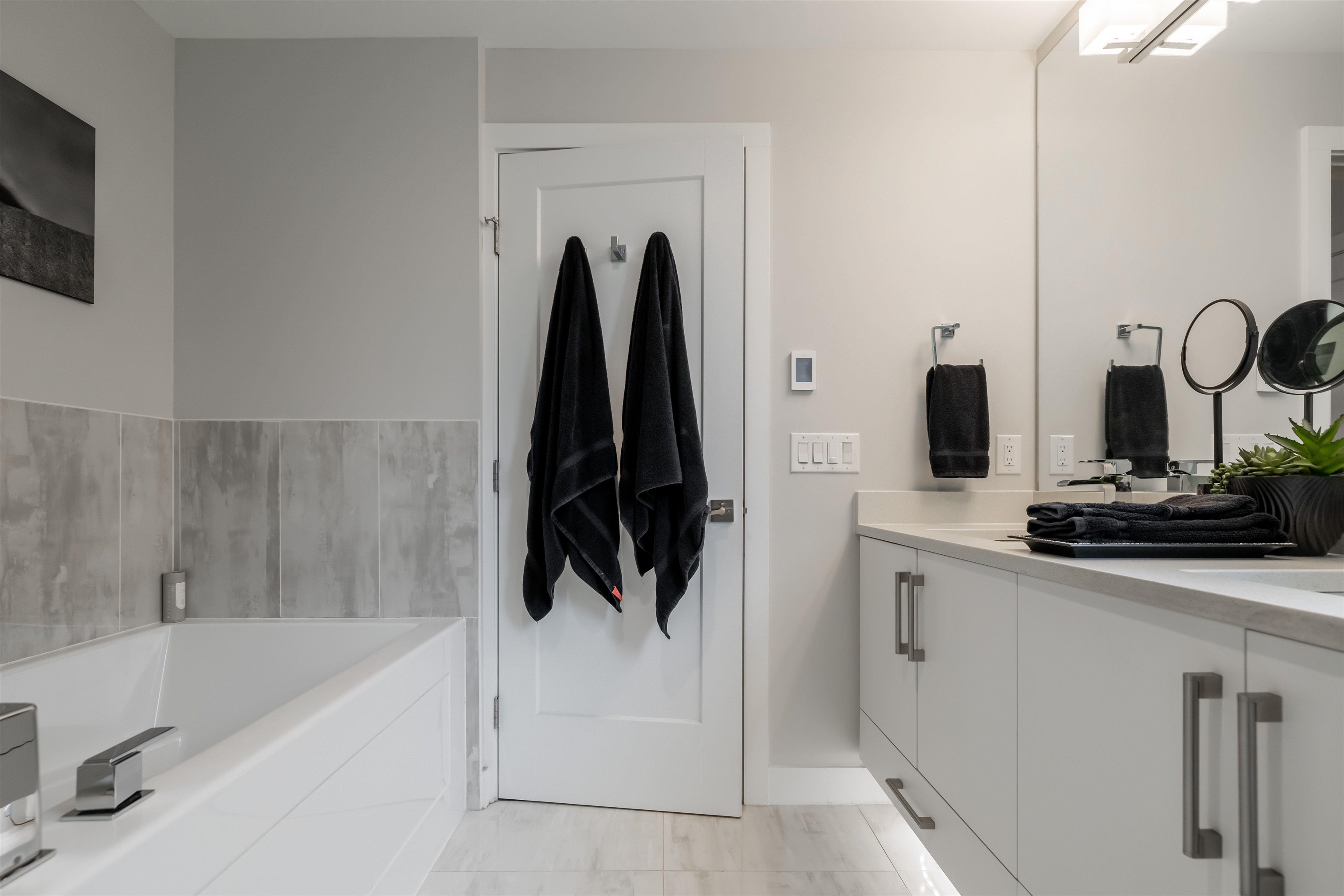 107 15436 31 AVENUE, #107