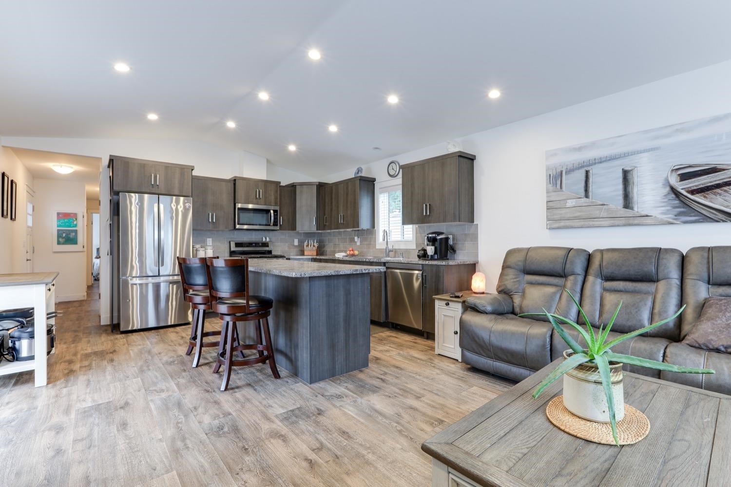 53 3931 198 STREET, #53
