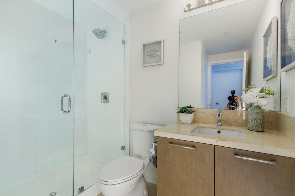 2205 3080 LINCOLN AVENUE, #2205