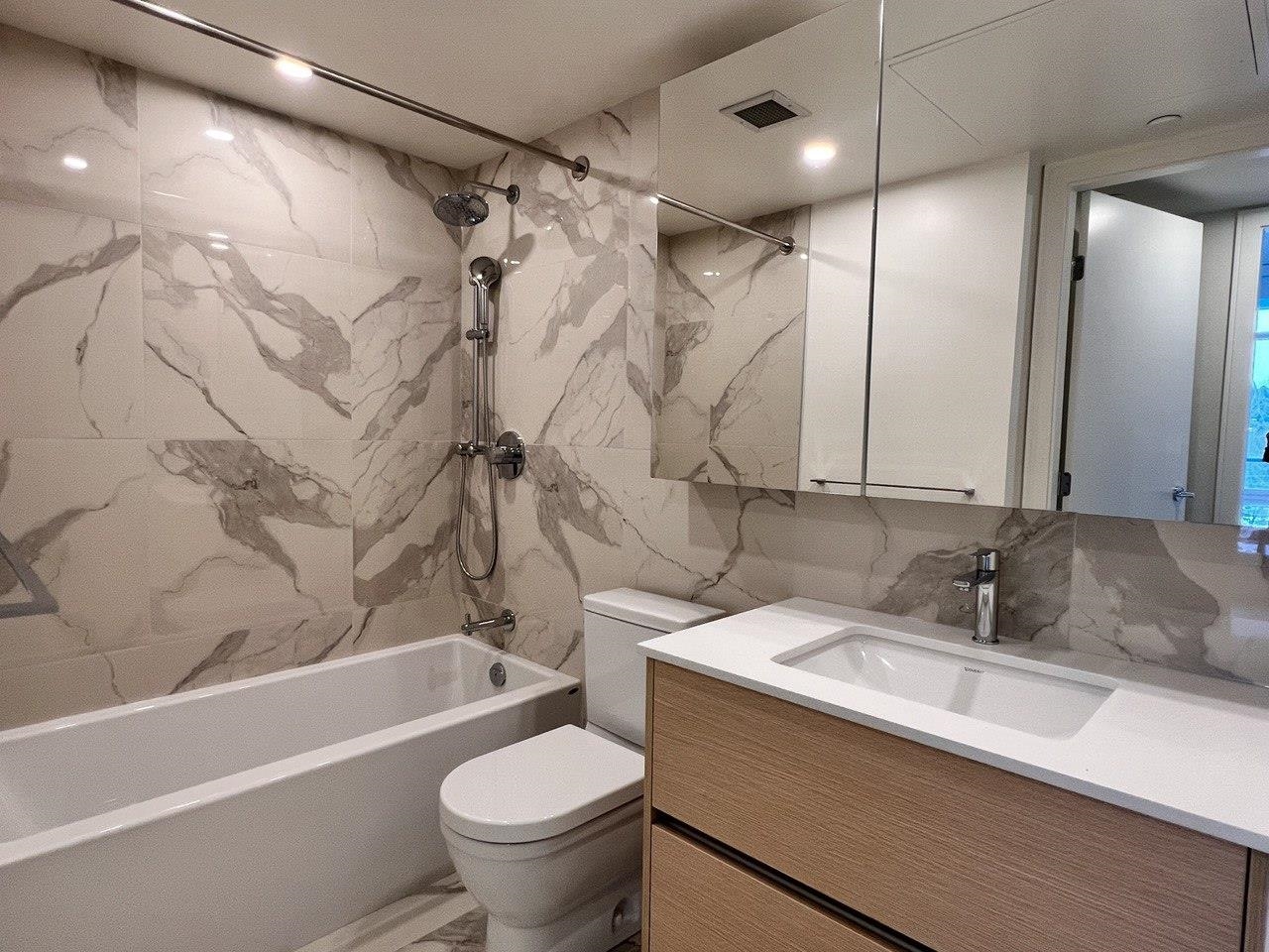 1407 200 KLAHANIE COURT, #1407