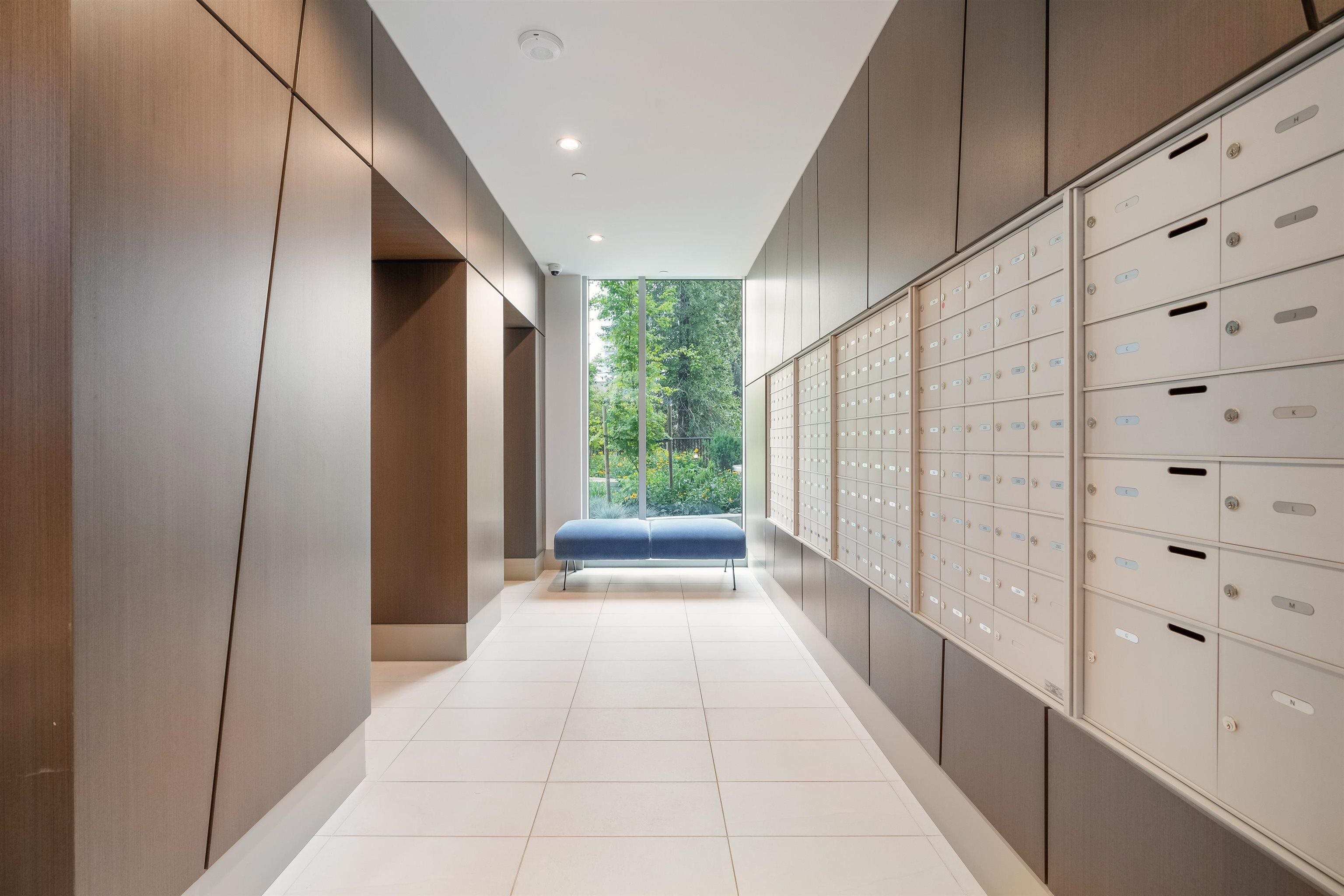 1407 200 KLAHANIE COURT, #1407