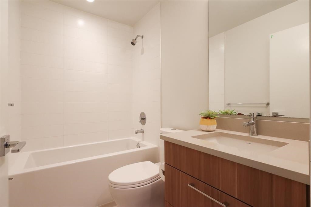 79 8217 204B STREET, #79