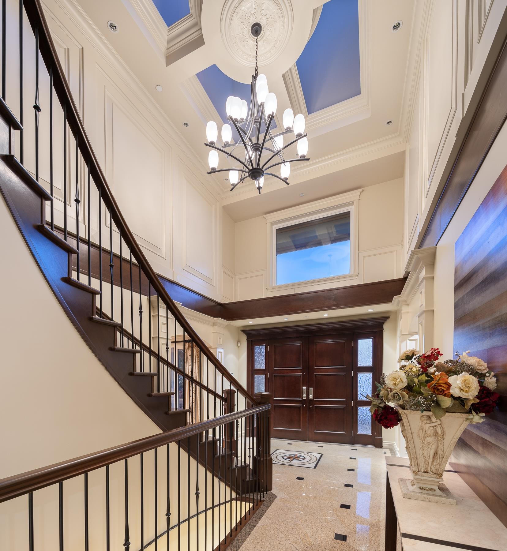 2533 WESTHILL DRIVE