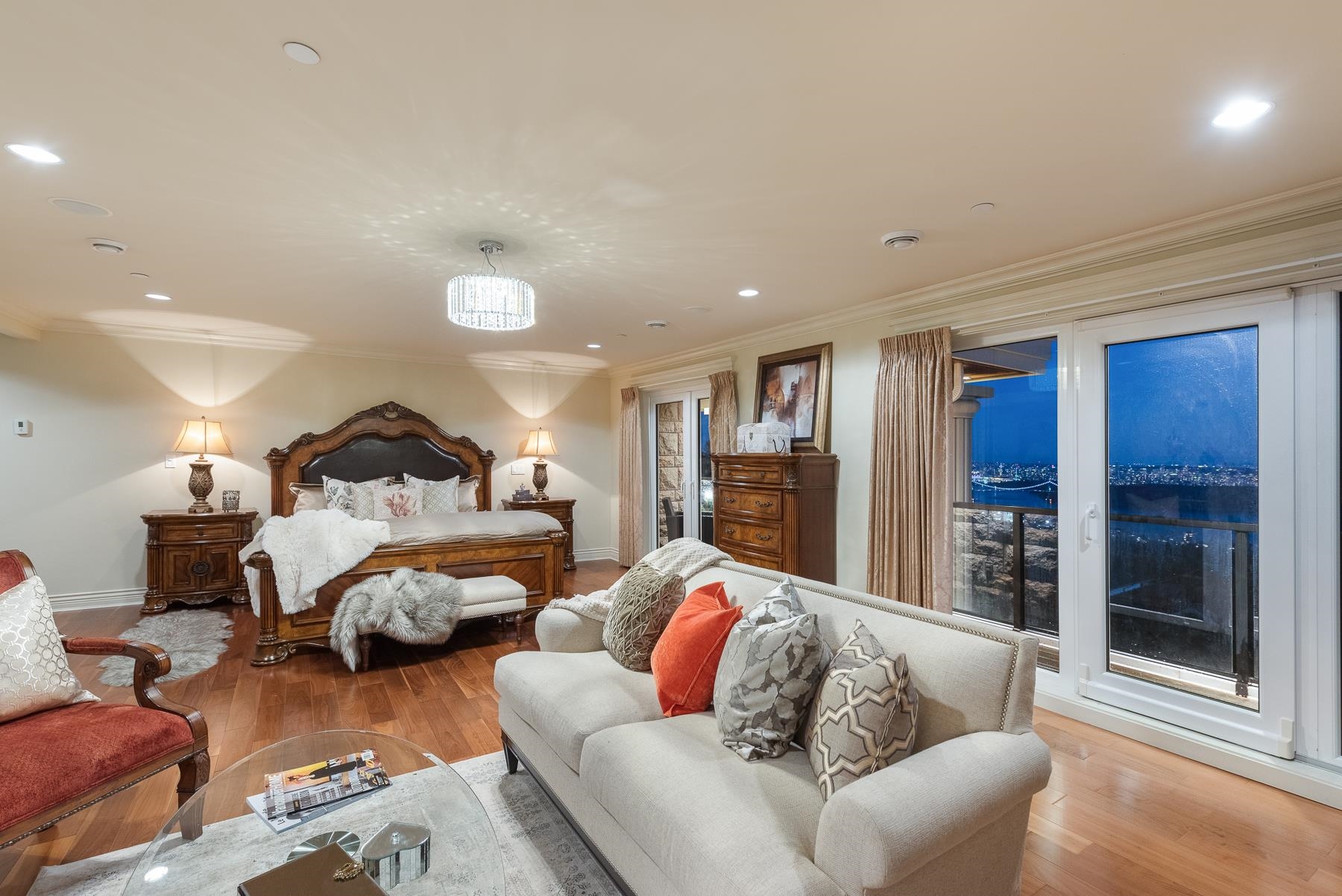 2533 WESTHILL DRIVE