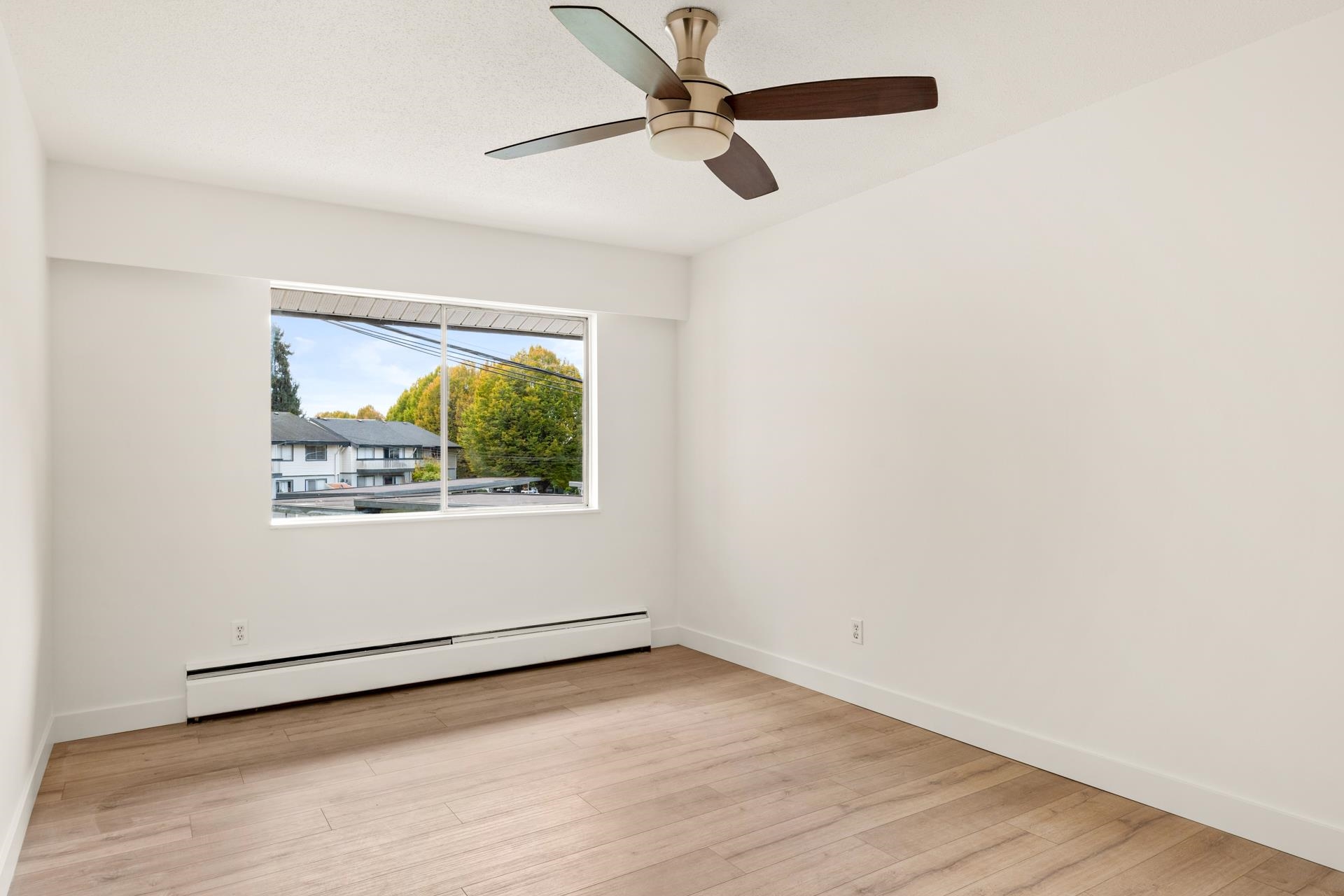 37 882 PREMIER STREET, #37