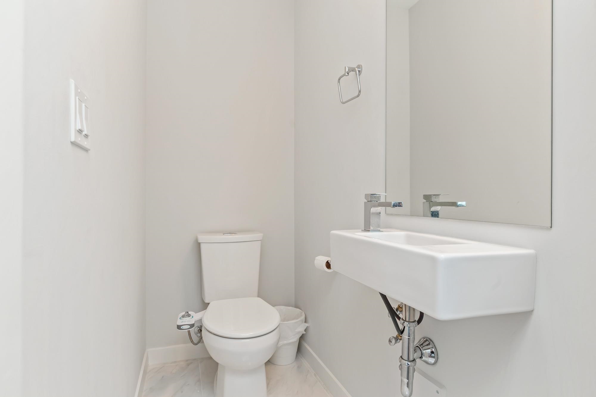 76 8335 NELSON STREET, #76