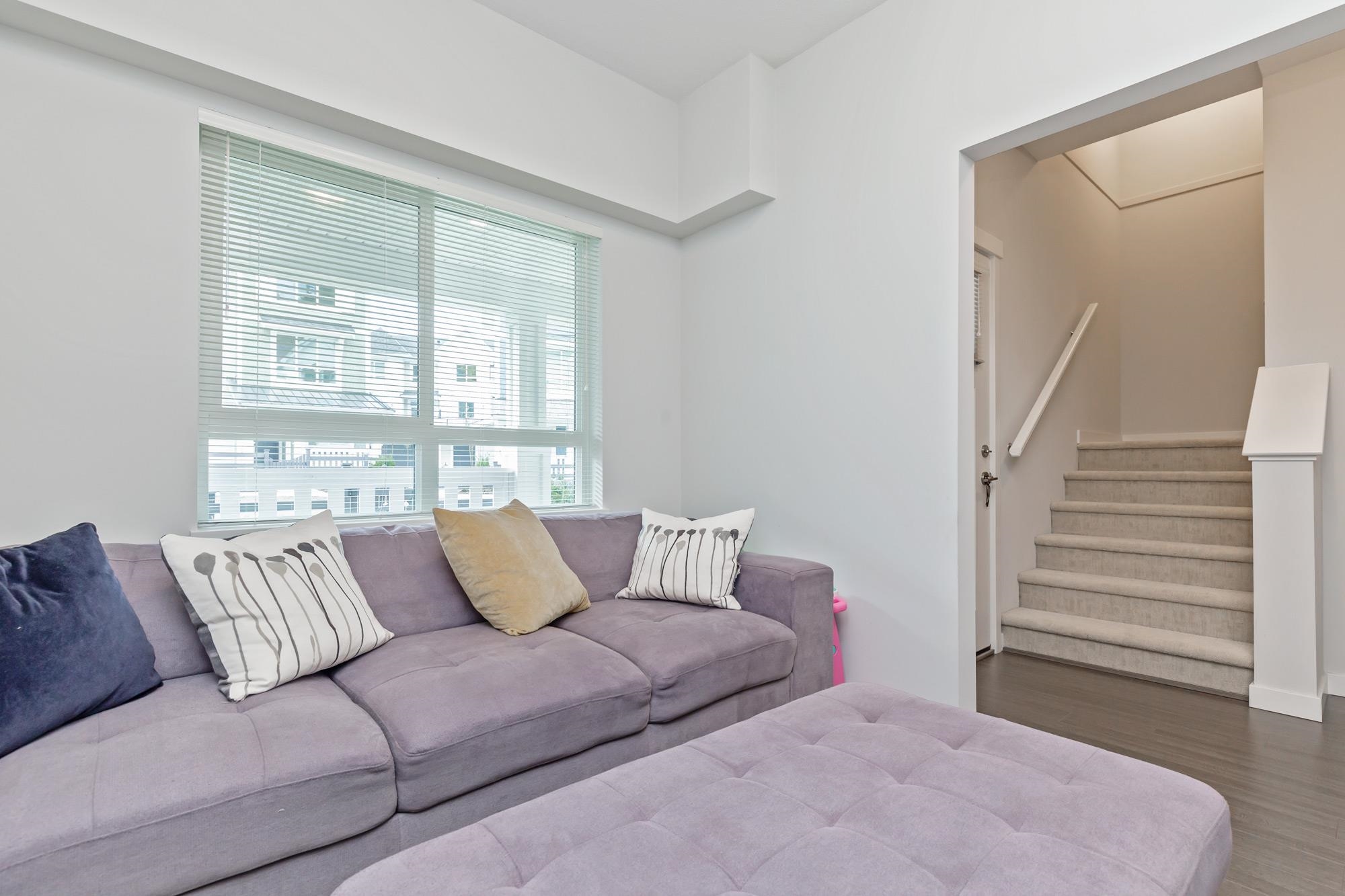 76 8335 NELSON STREET, #76