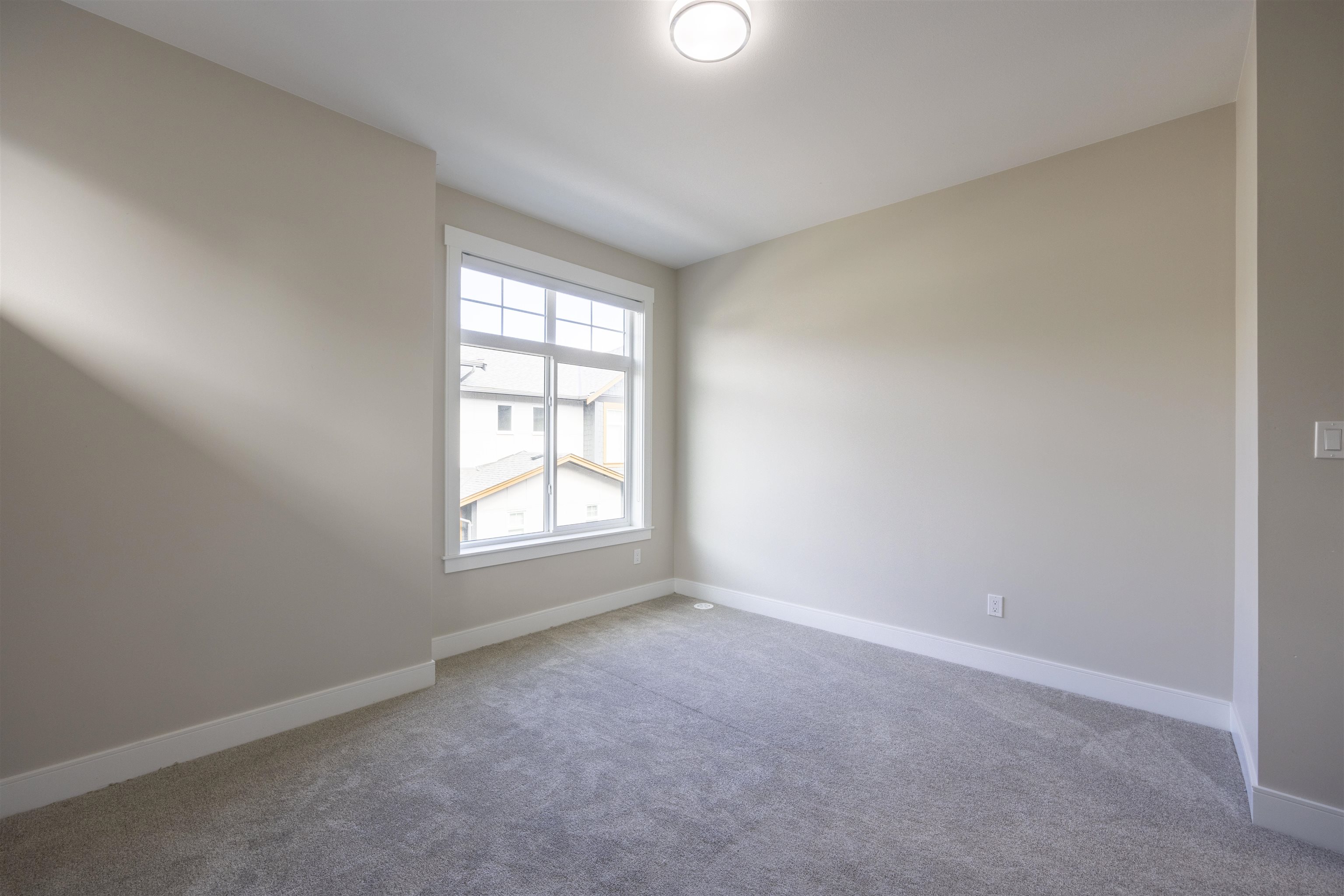 39 17033 FRASER HIGHWAY, #39