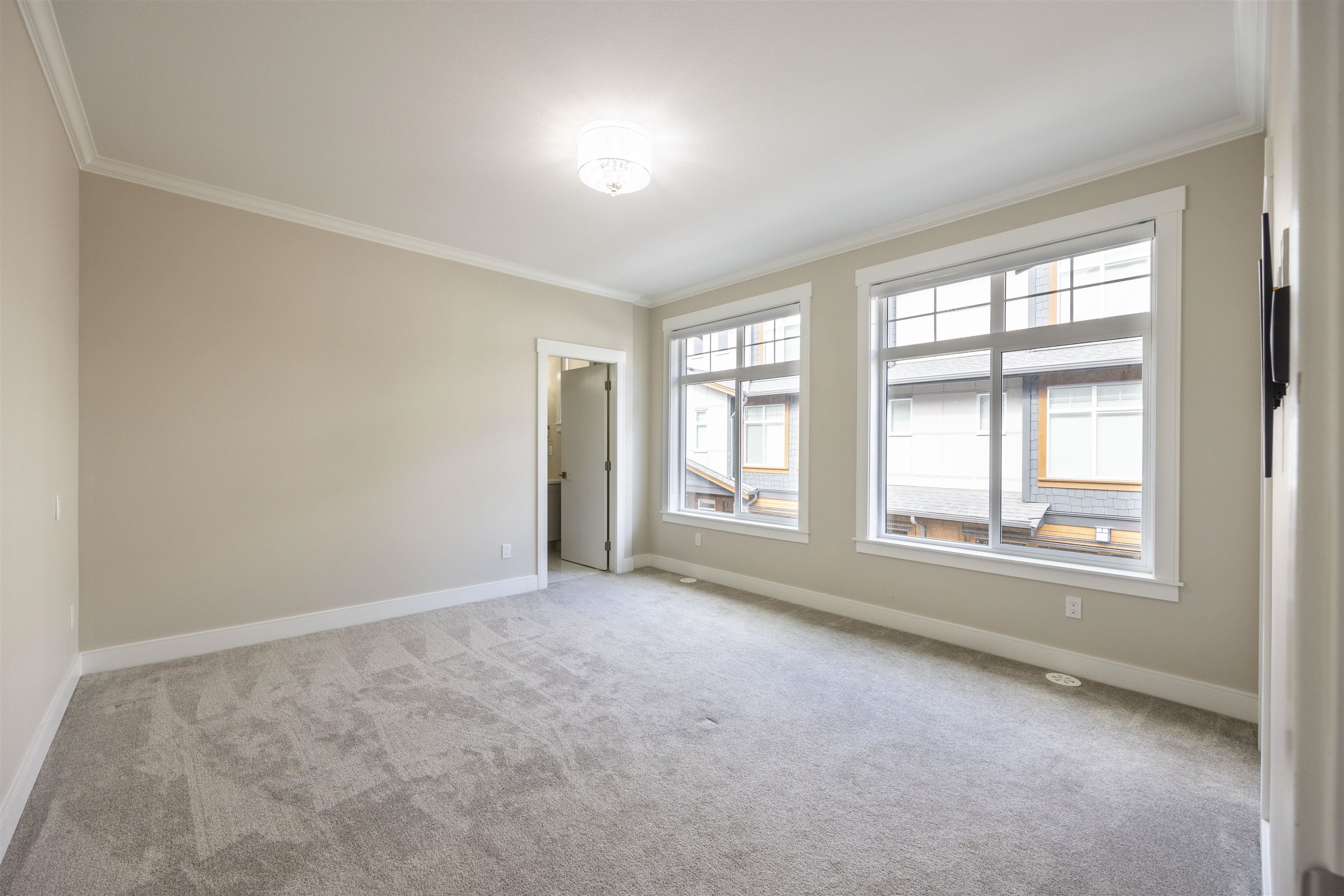 39 17033 FRASER HIGHWAY, #39