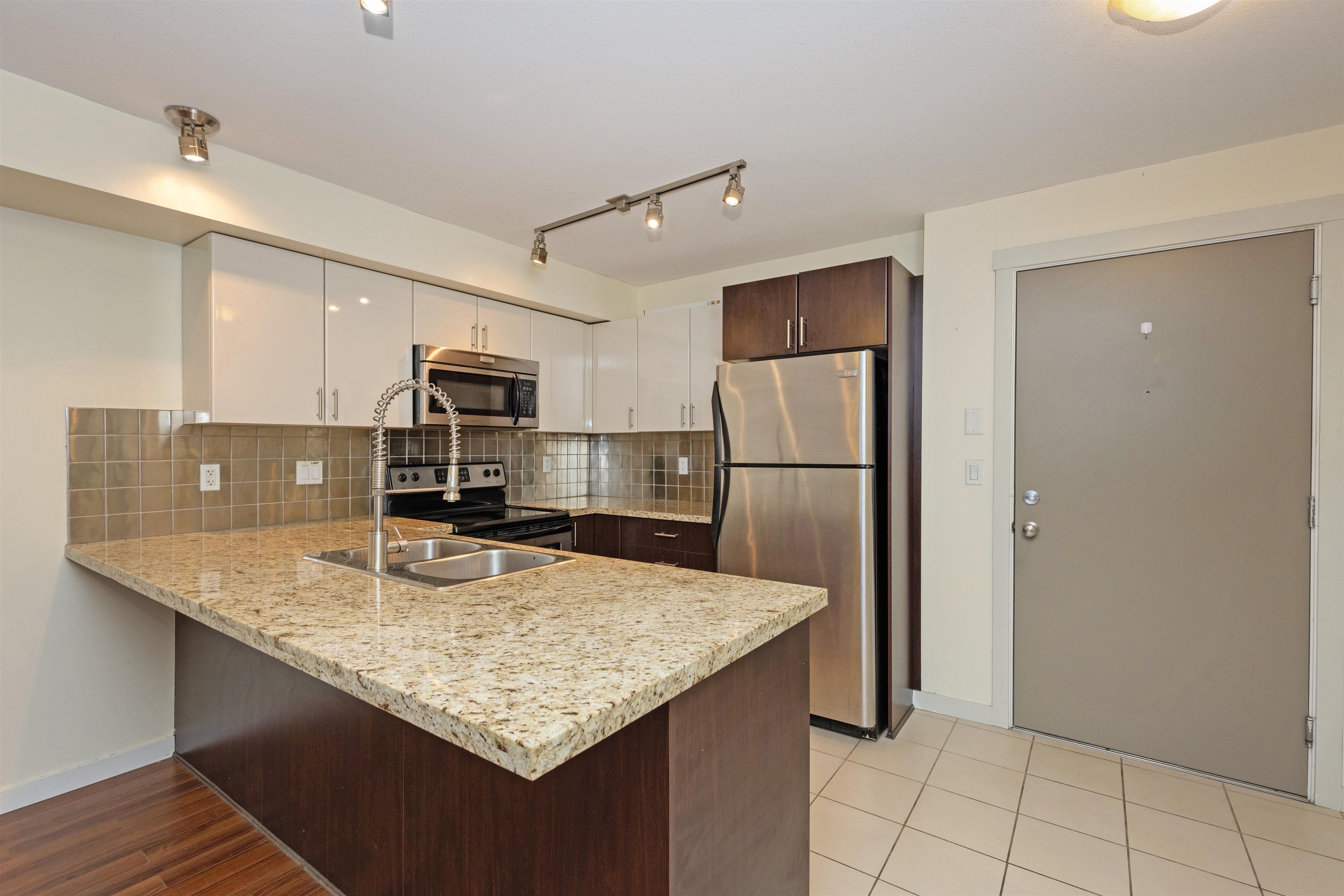 216 14960 102A AVENUE, #216