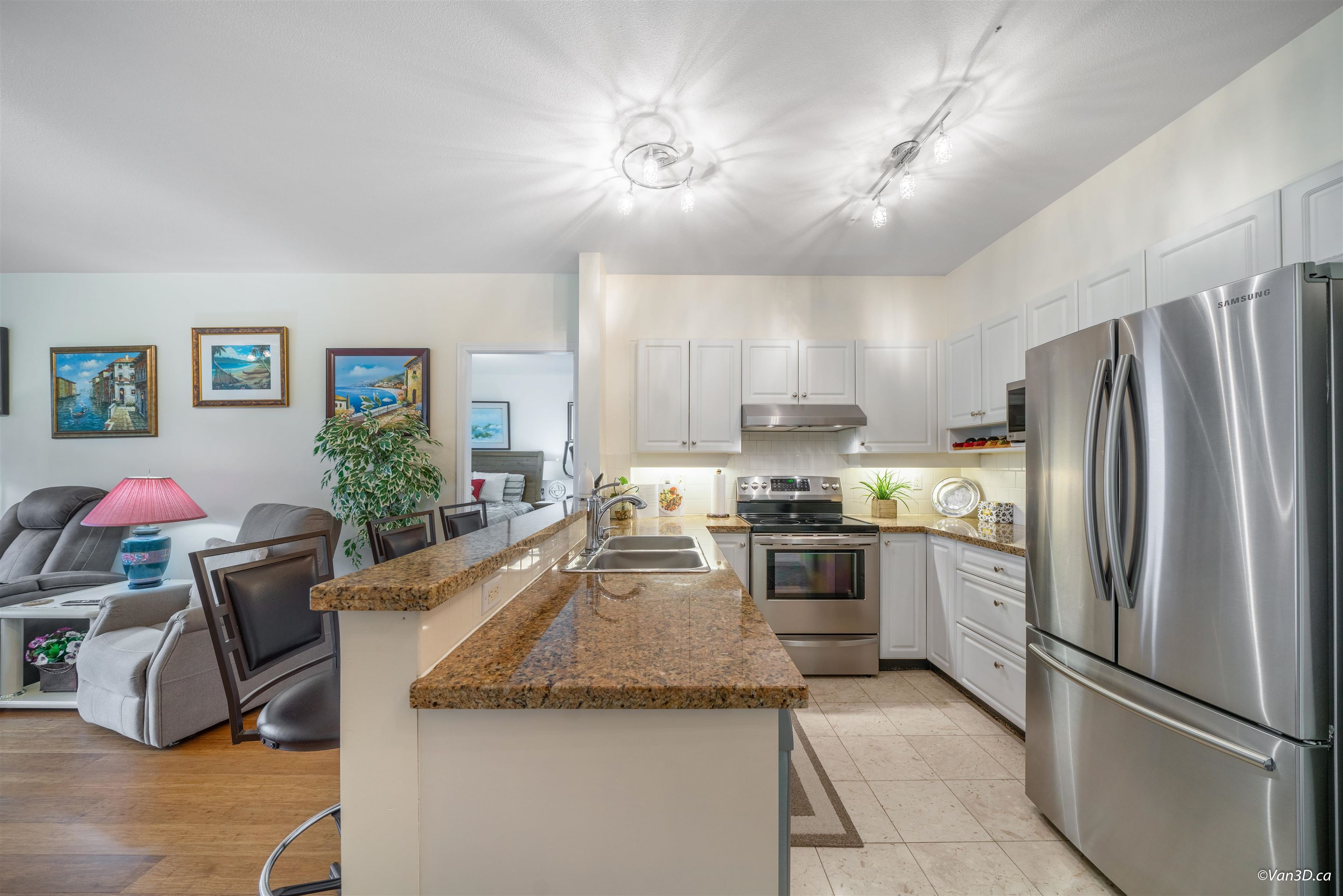 423 3629 DEERCREST DRIVE, #423