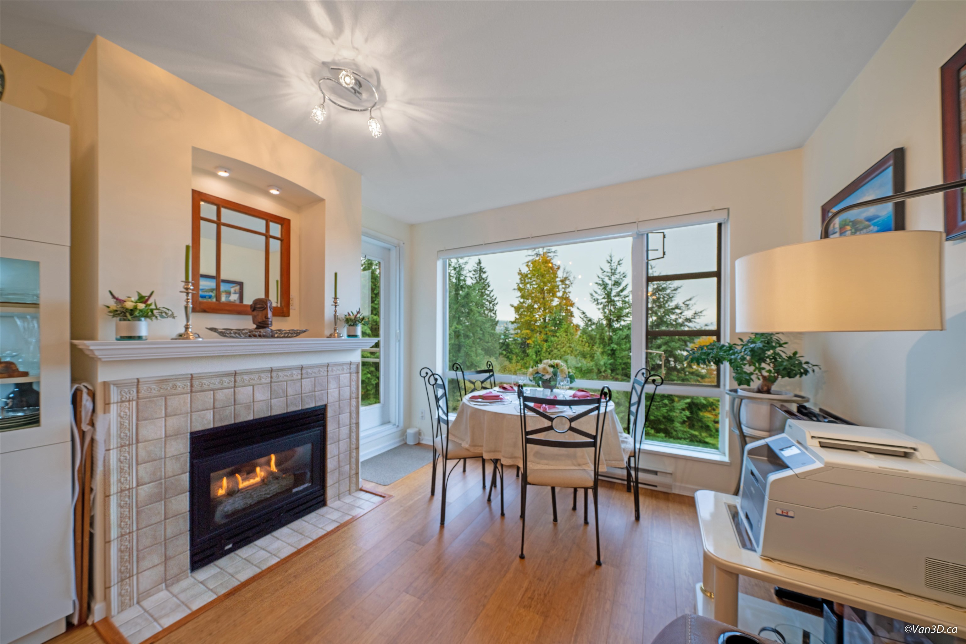 423 3629 DEERCREST DRIVE, #423