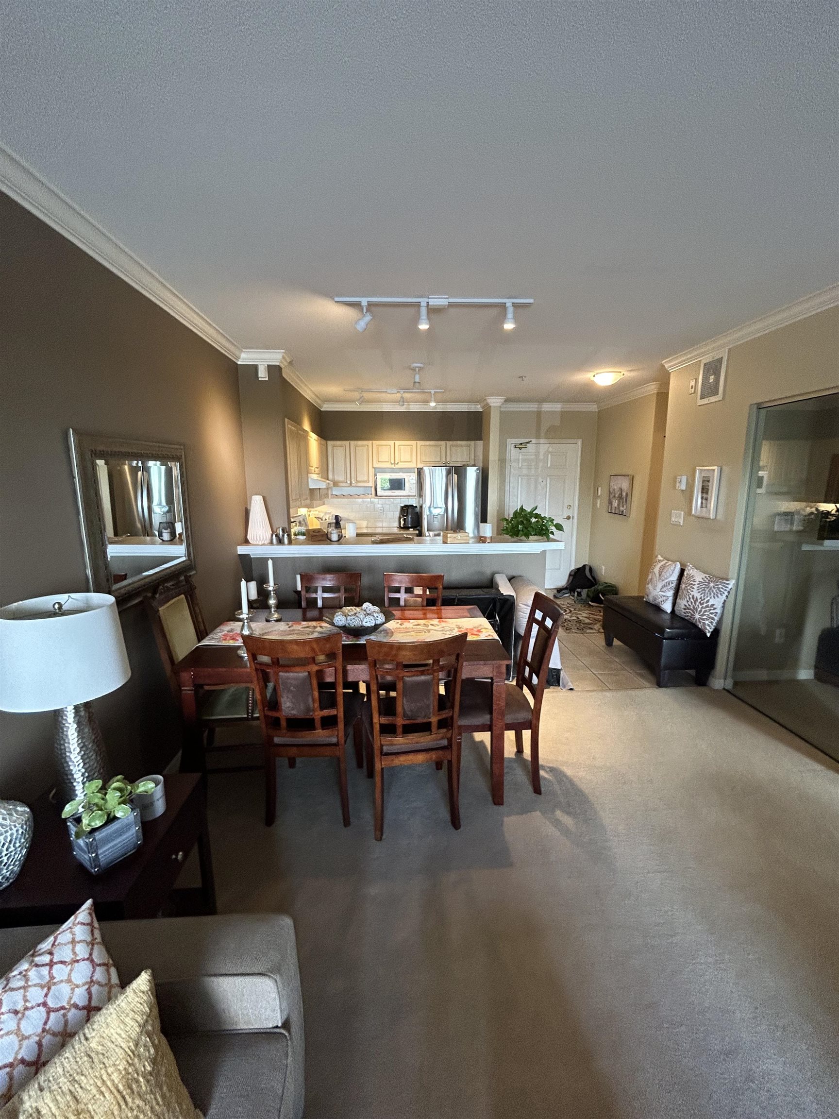 304 3629 DEERCREST DRIVE, #304
