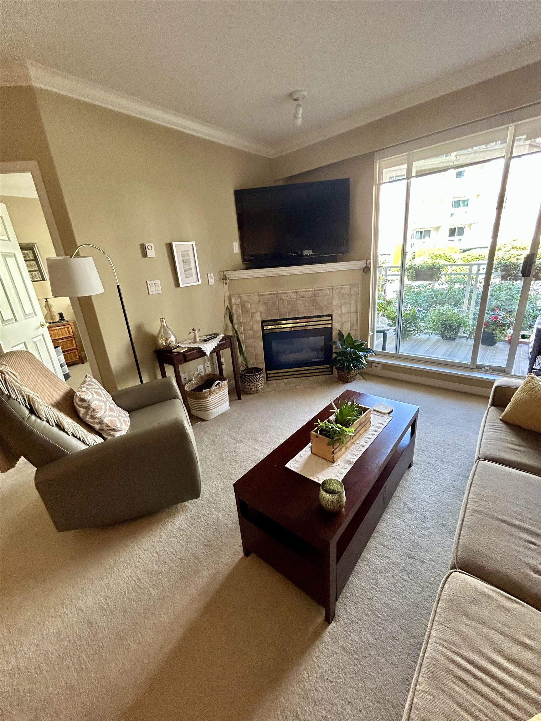 304 3629 DEERCREST DRIVE, #304