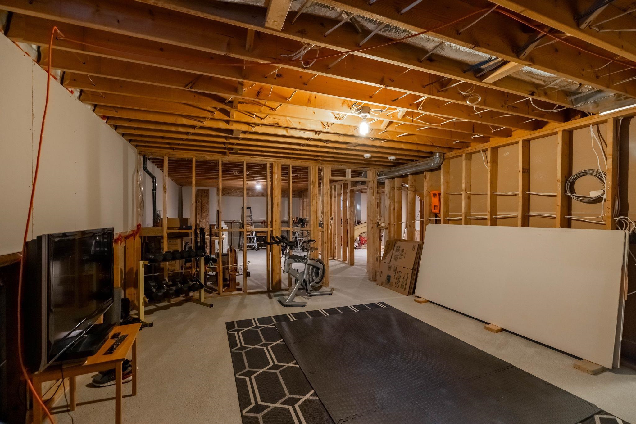 25 16995 64 AVENUE, #25