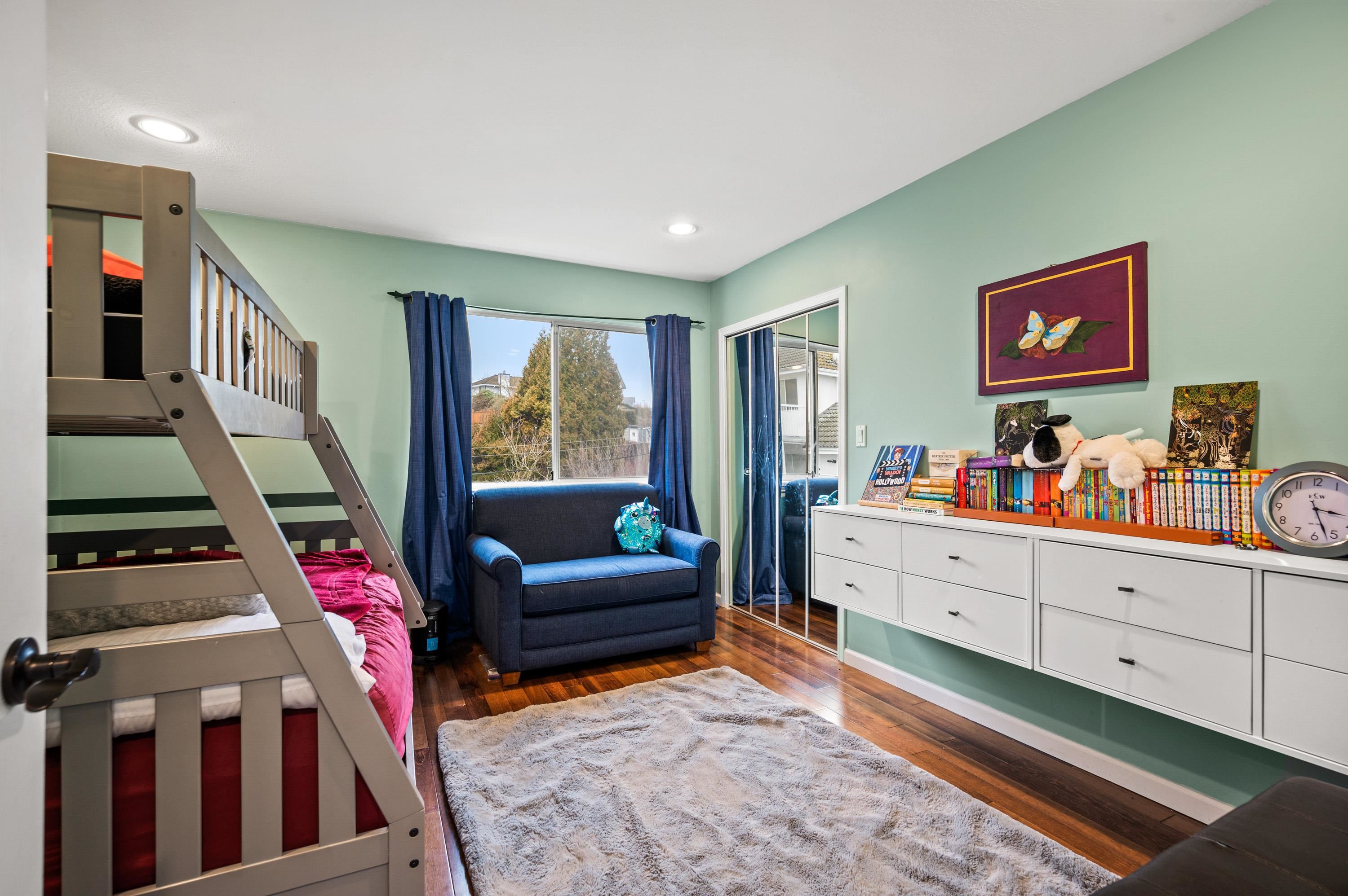 622 NADINA COURT