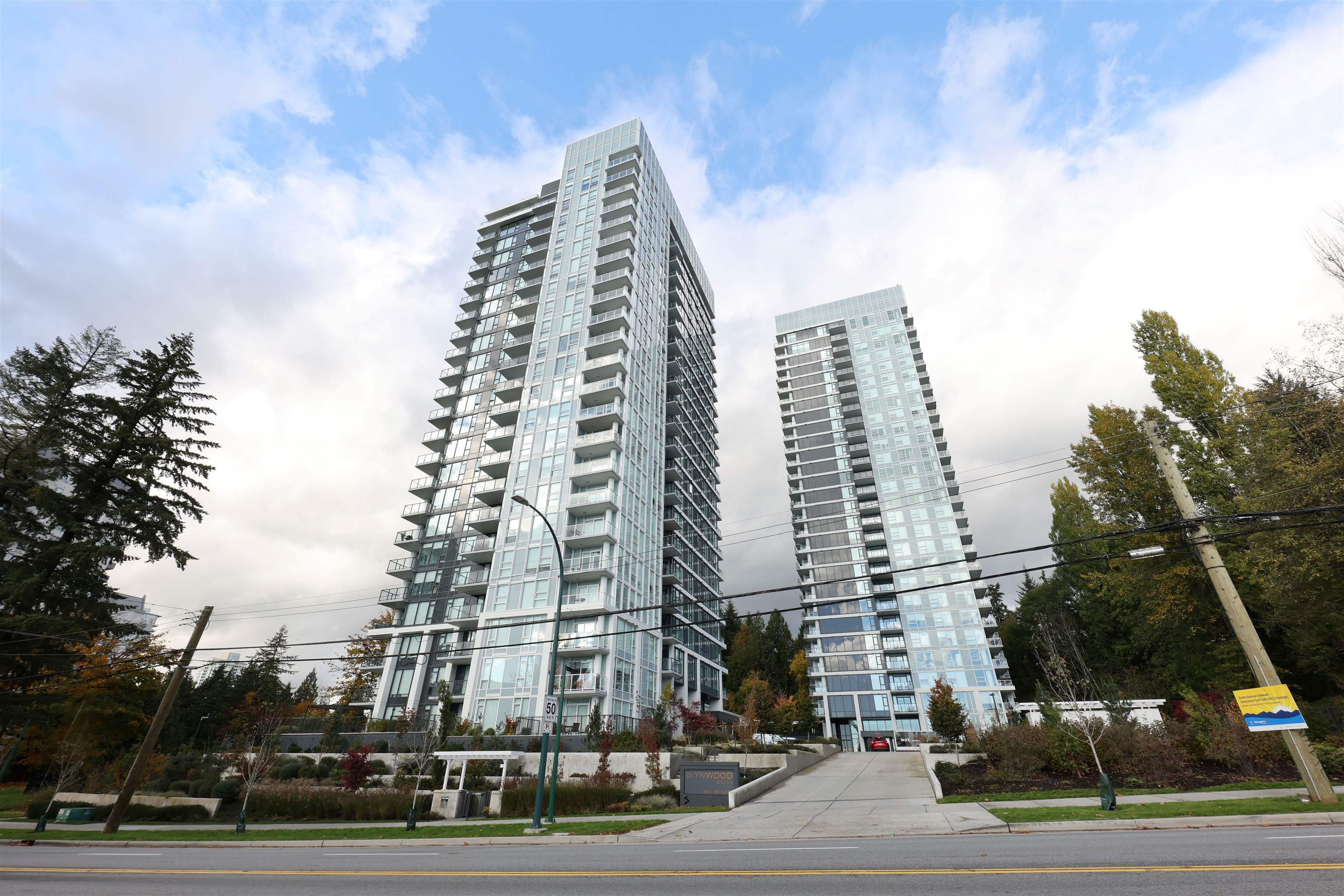 2502 595 AUSTIN AVENUE, #2502